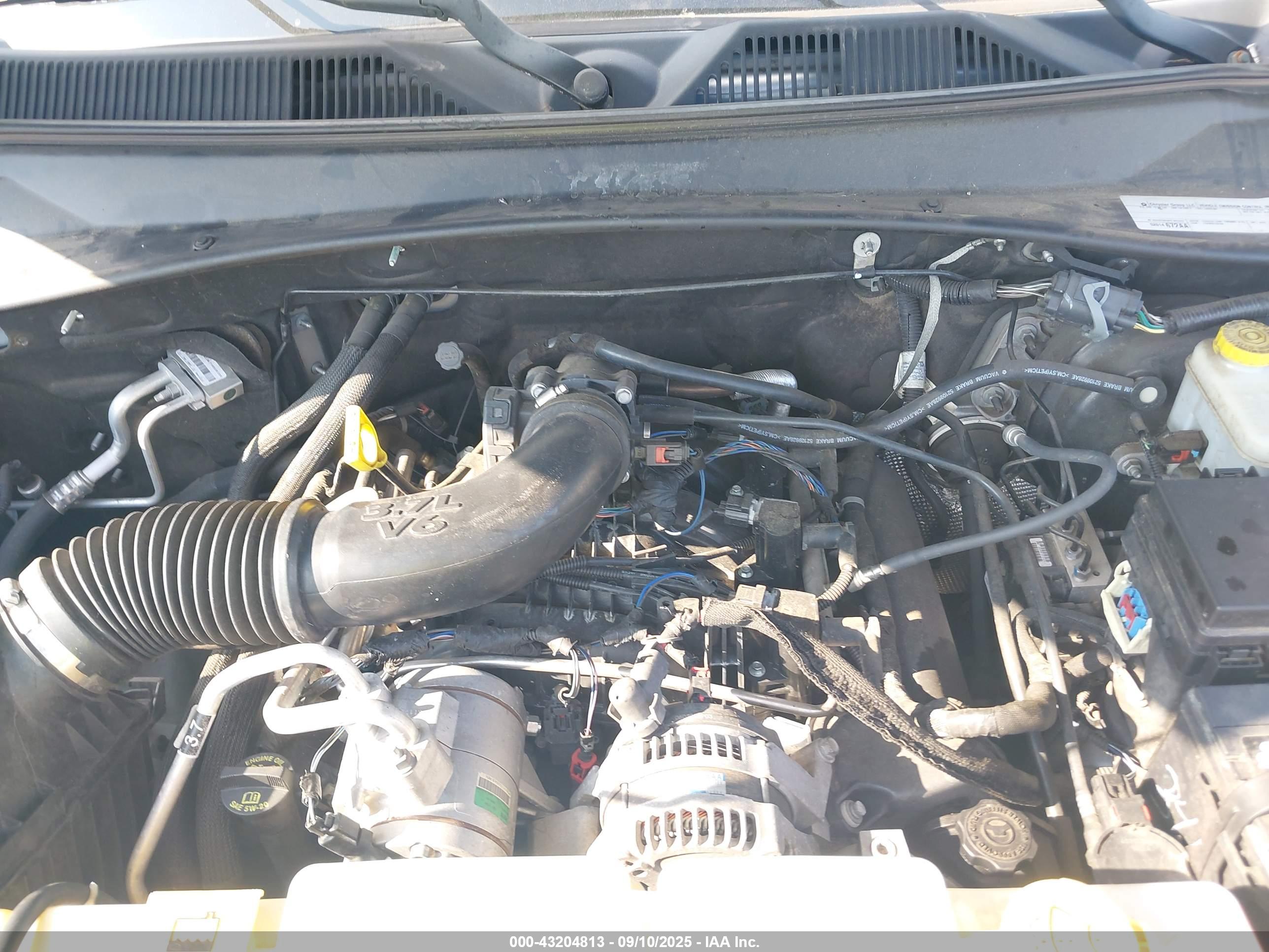 JEEP LIBERTY image 10