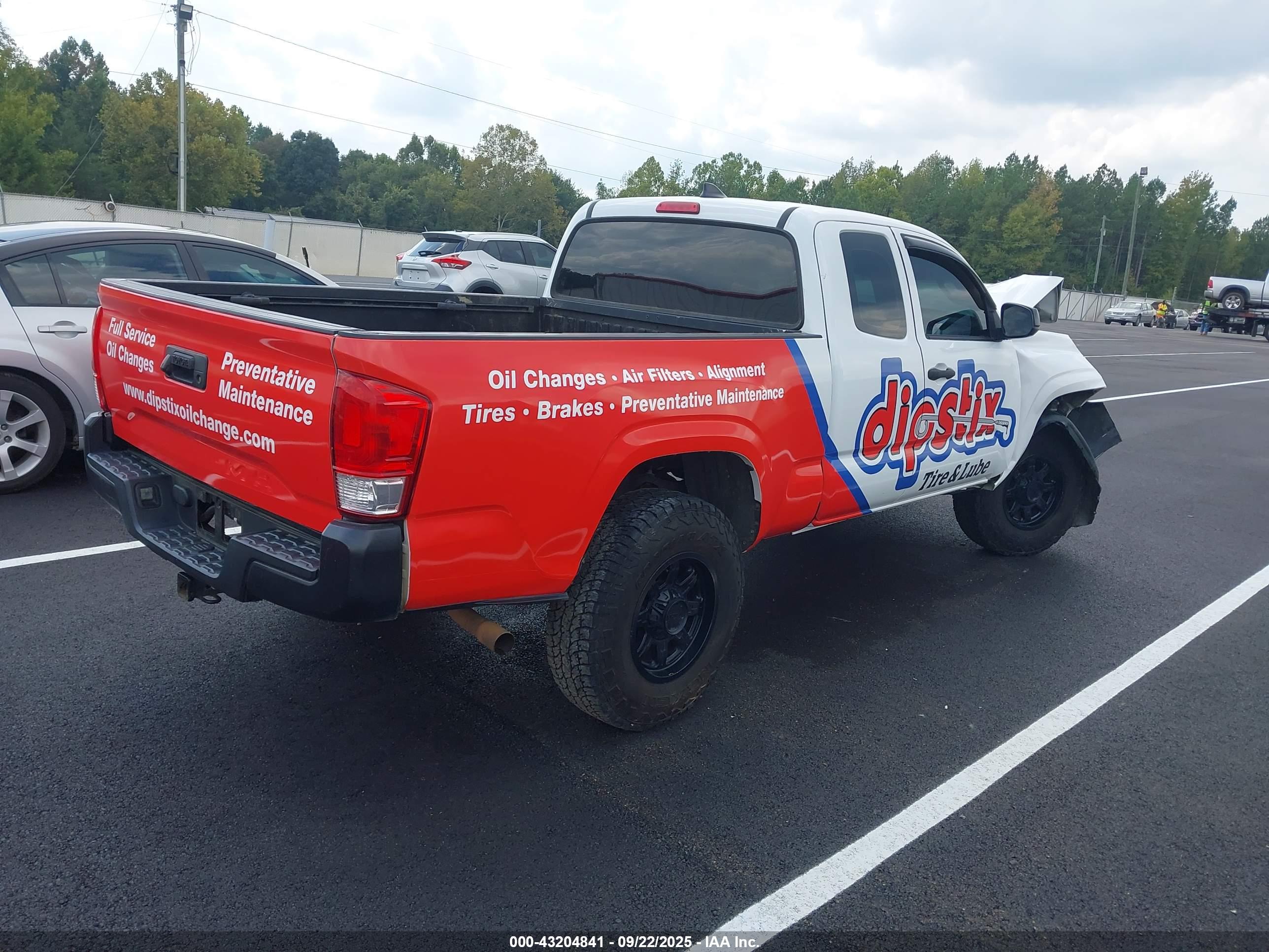 TOYOTA TACOMA image 4
