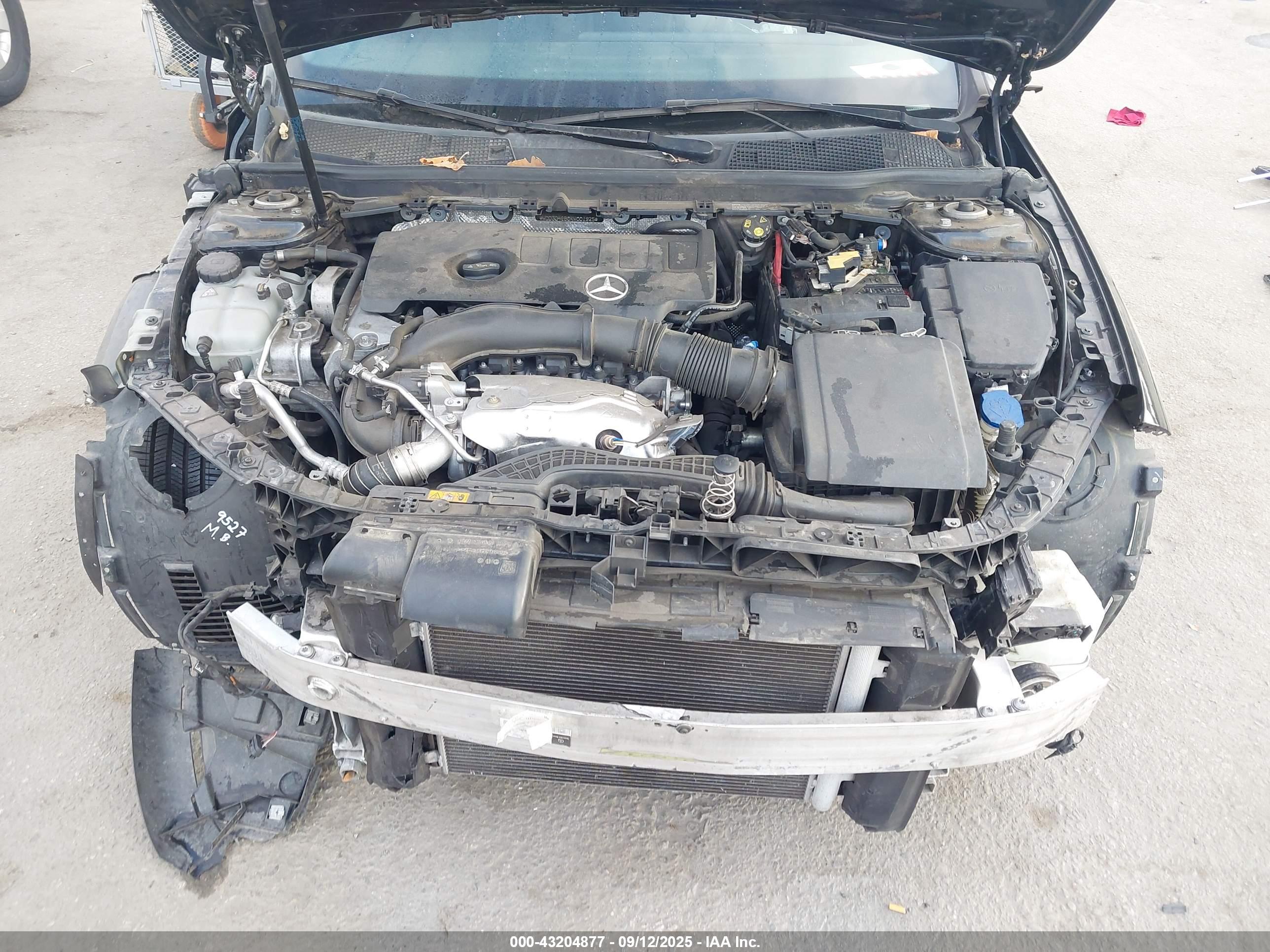 MERCEDES-BENZ A image 10