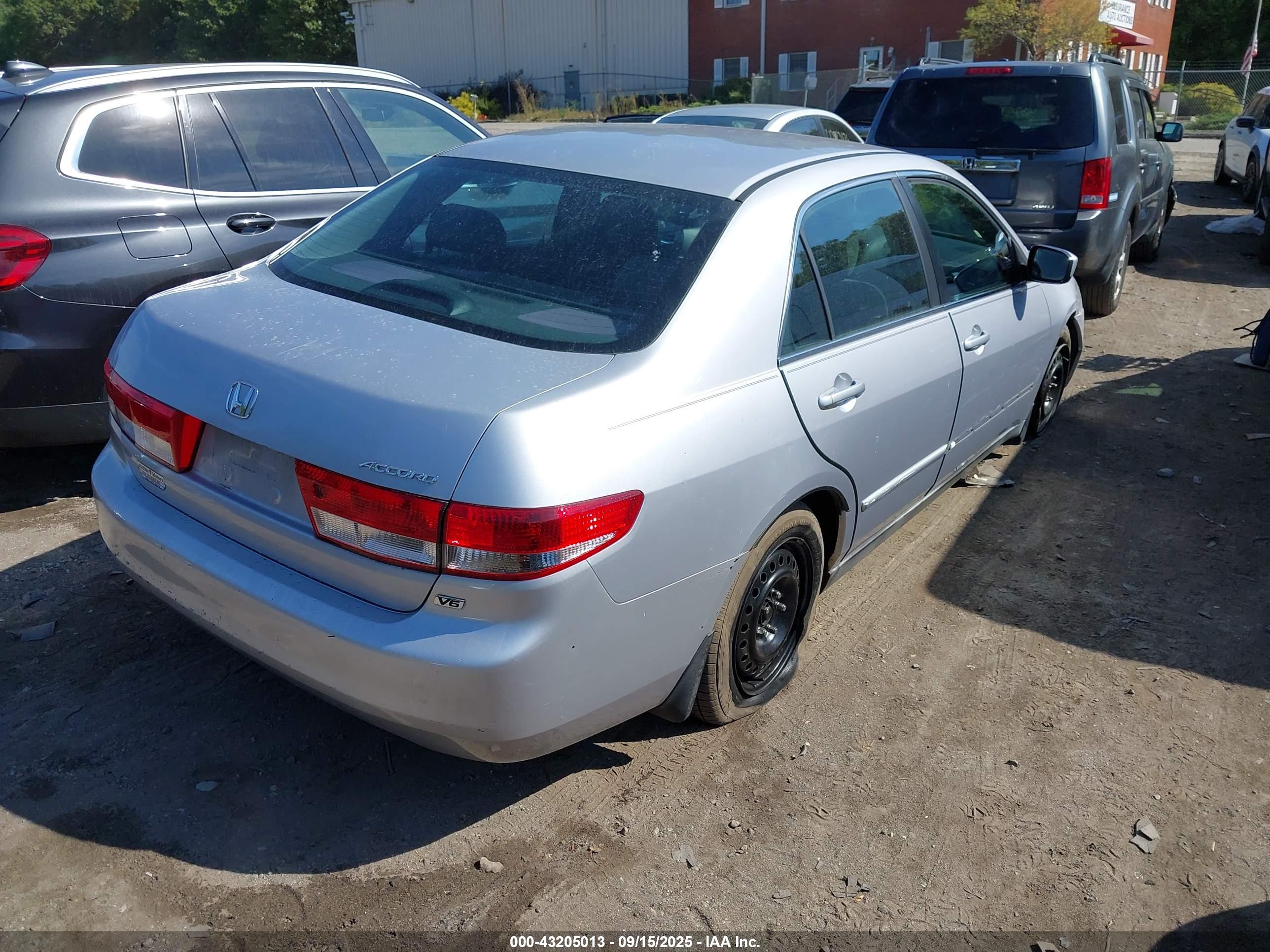 HONDA ACCORD image 4