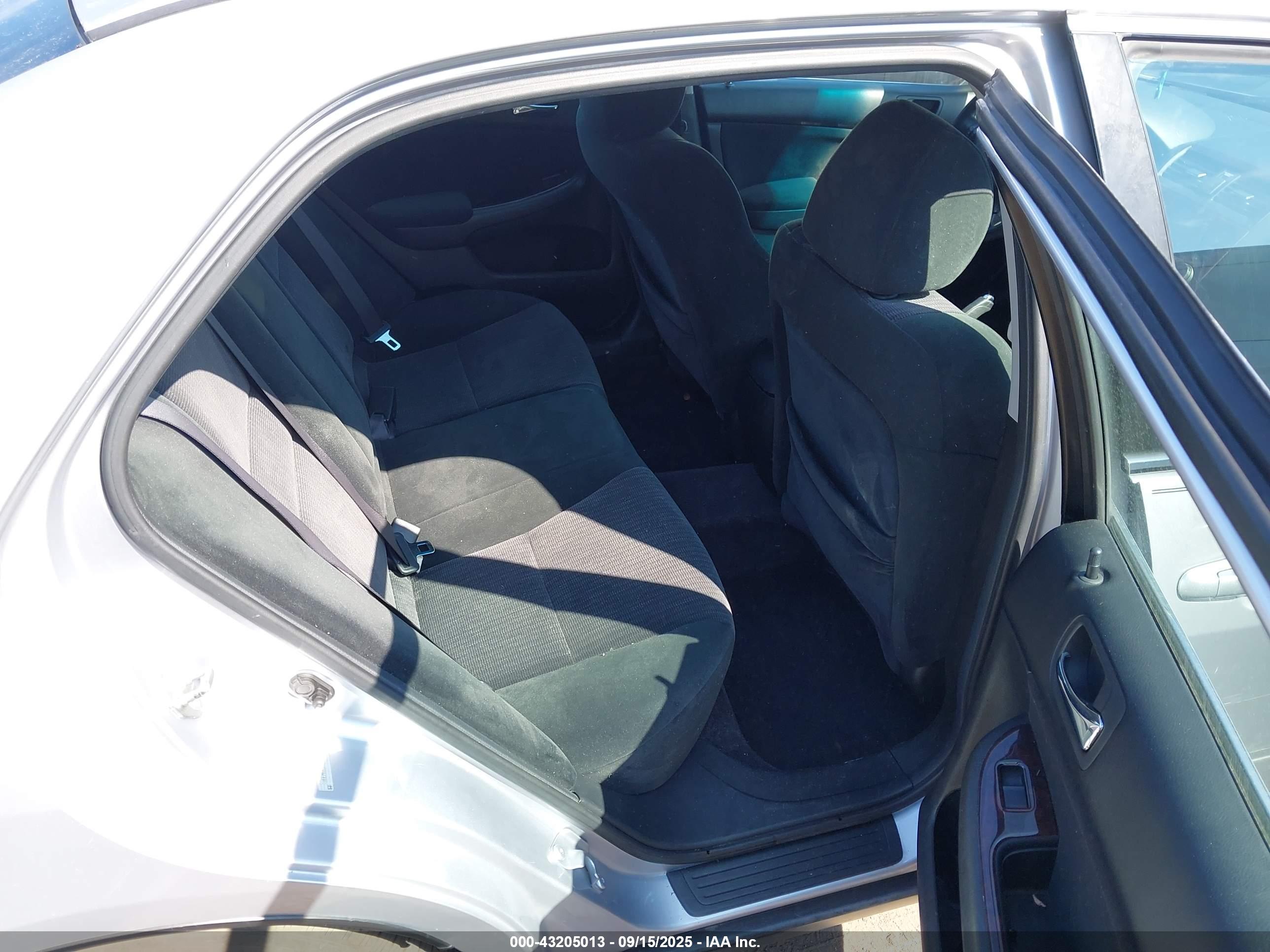 HONDA ACCORD image 8