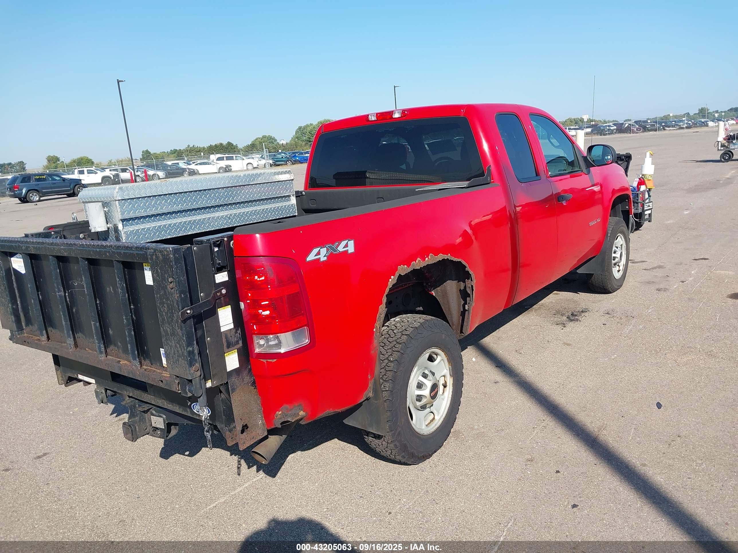 GMC SIERRA image 4