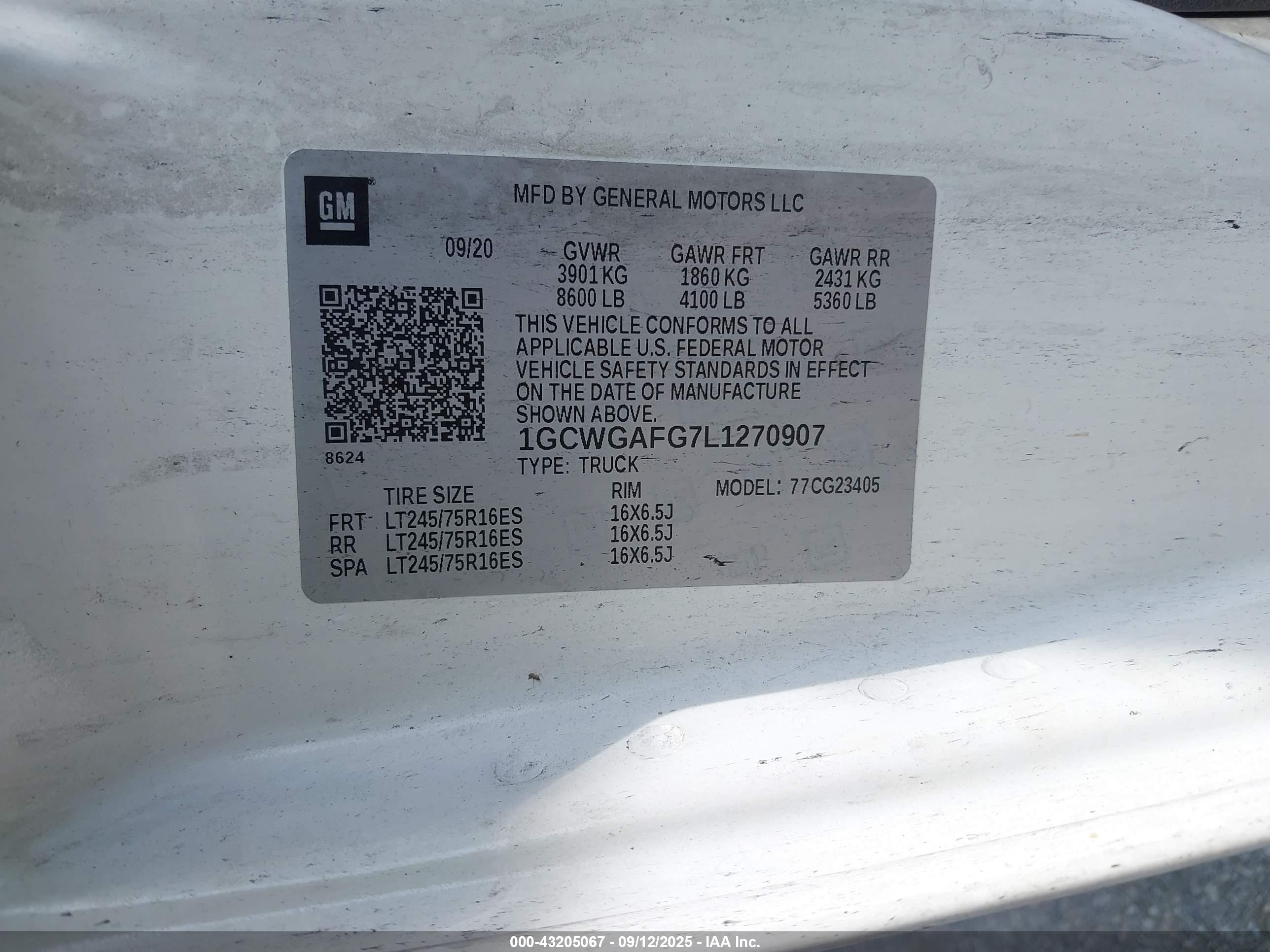 CHEVROLET EXPRESS image 9