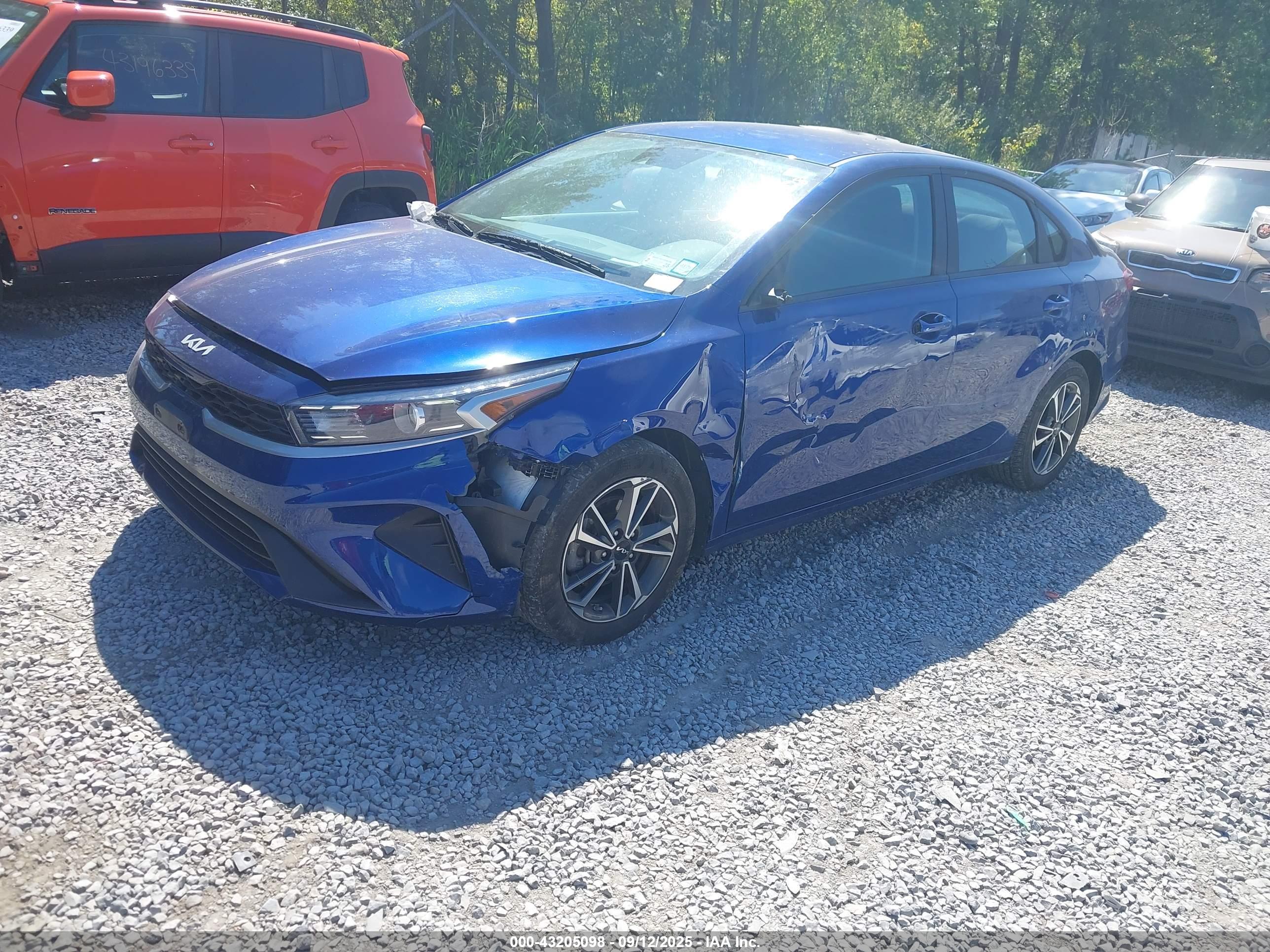 KIA FORTE image 2