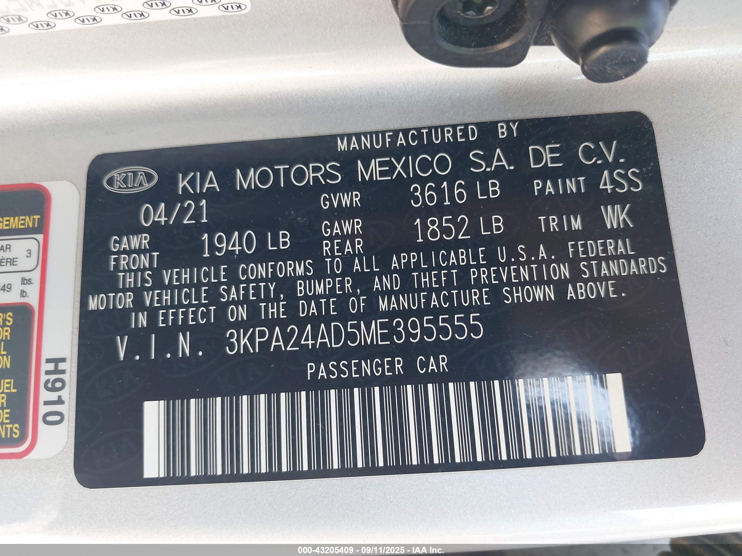 KIA RIO image 9