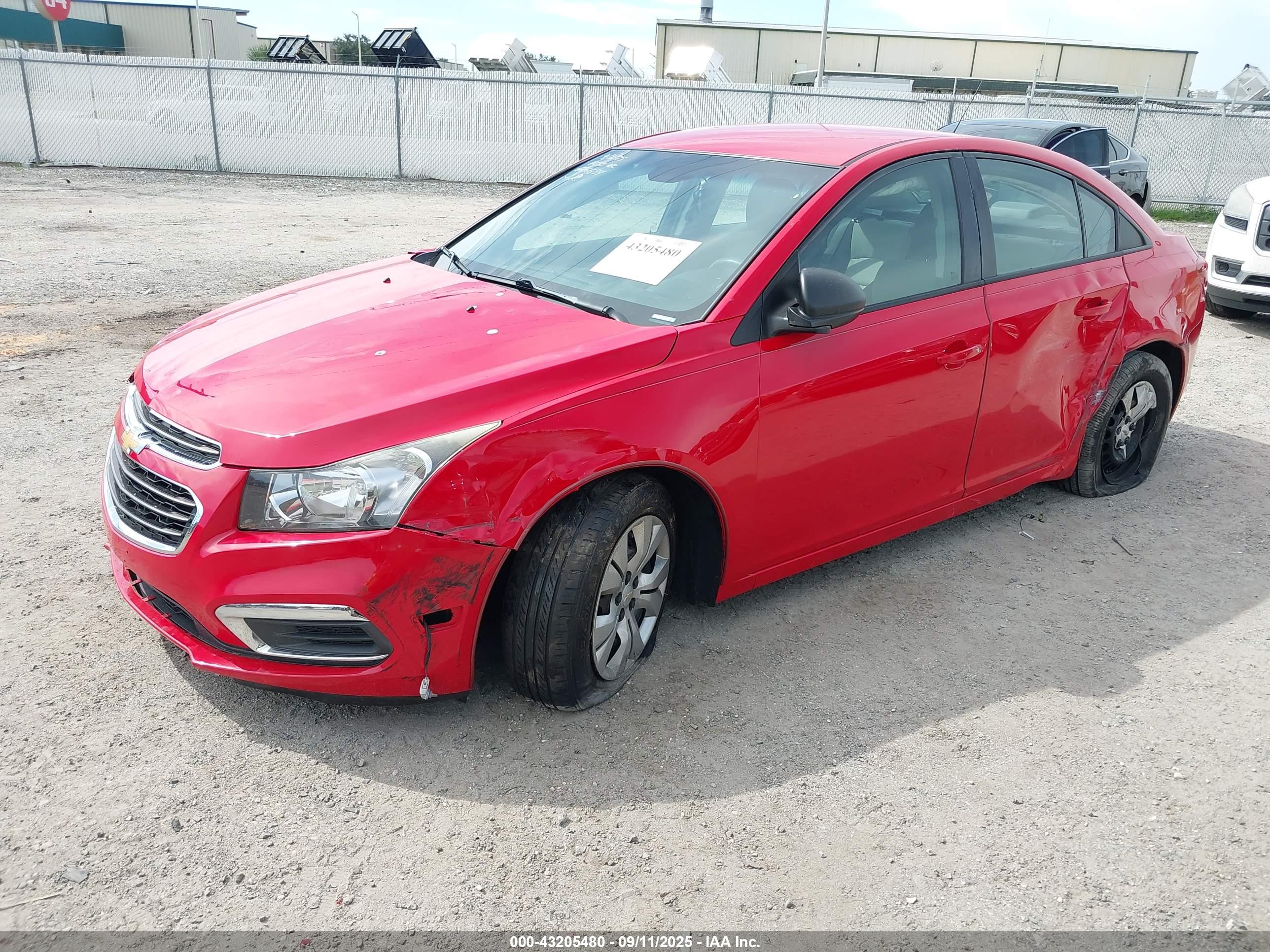 CHEVROLET CRUZE image 2