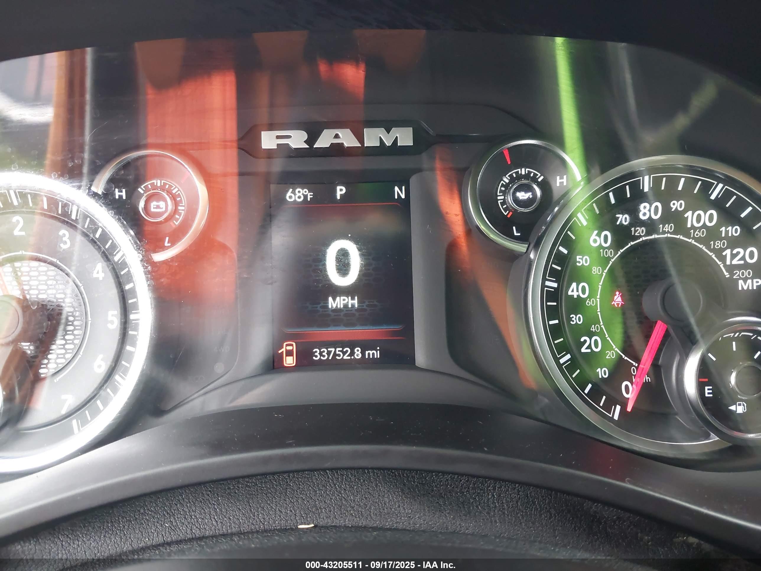 RAM 3500 image 6