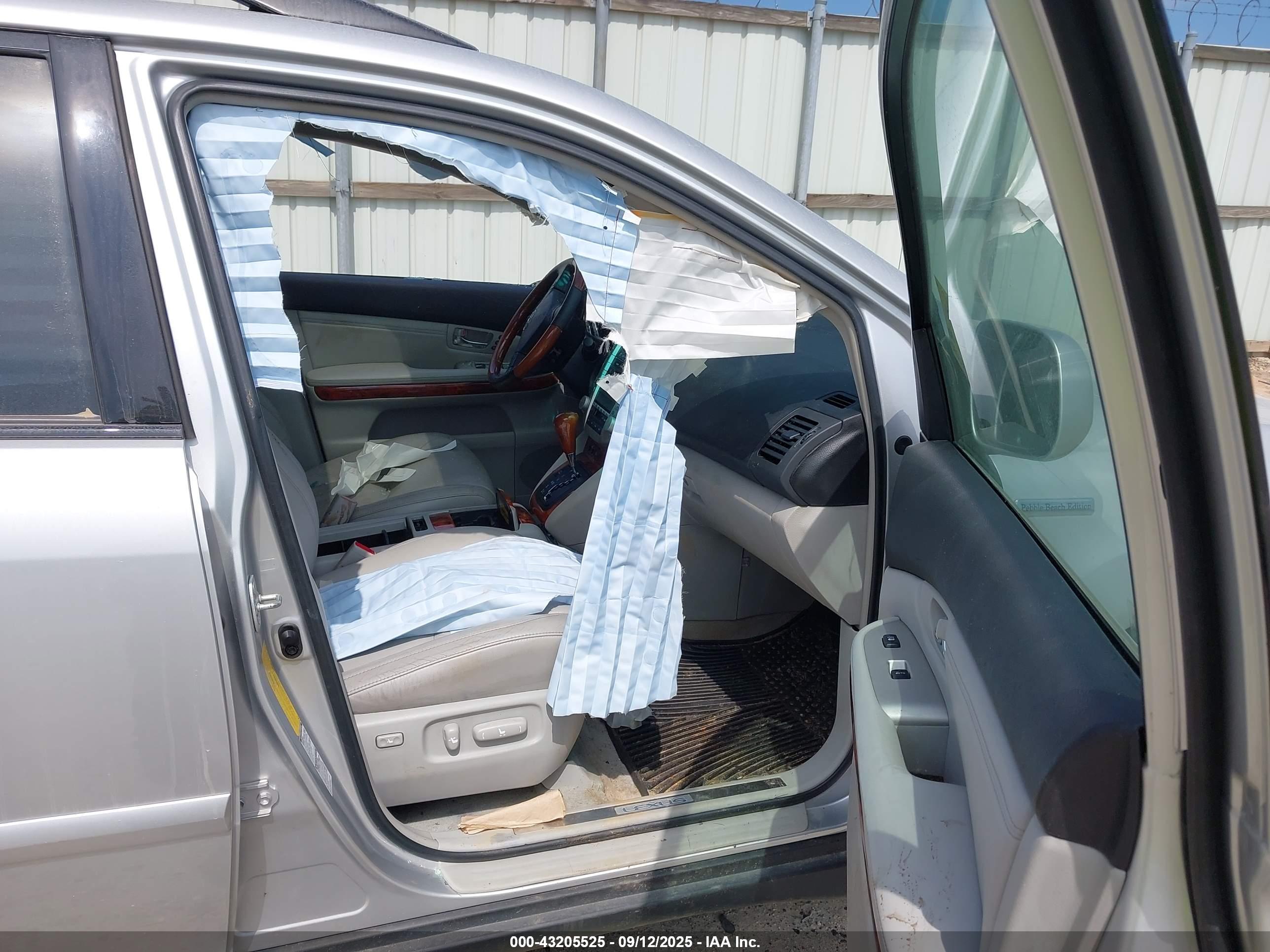 LEXUS RX image 5