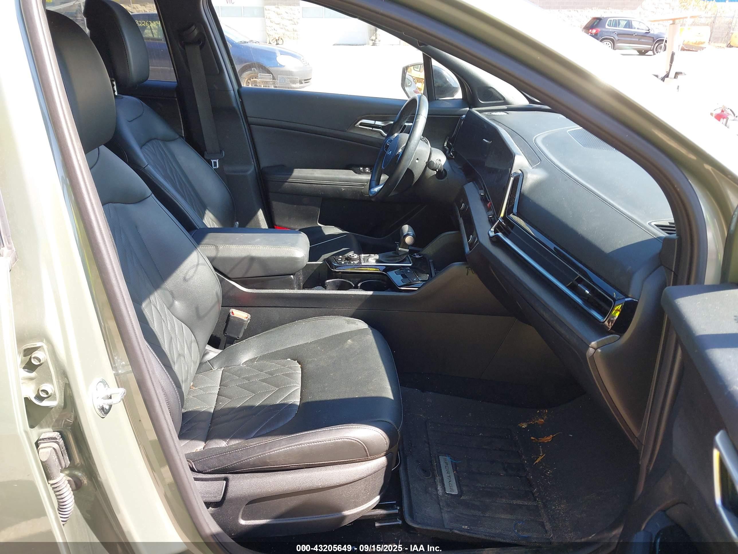 KIA SPORTAGE image 5