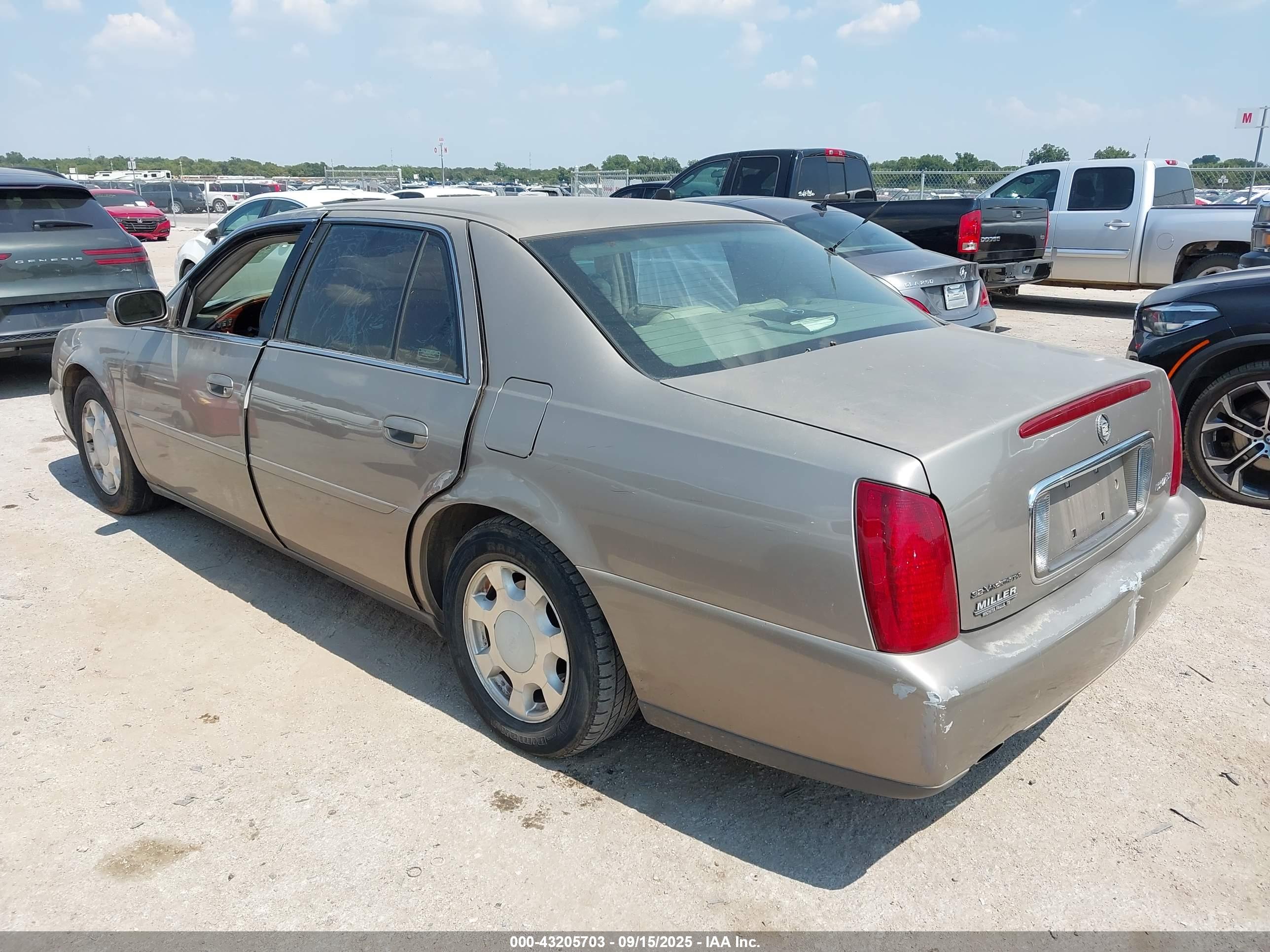 CADILLAC DEVILLE image 3