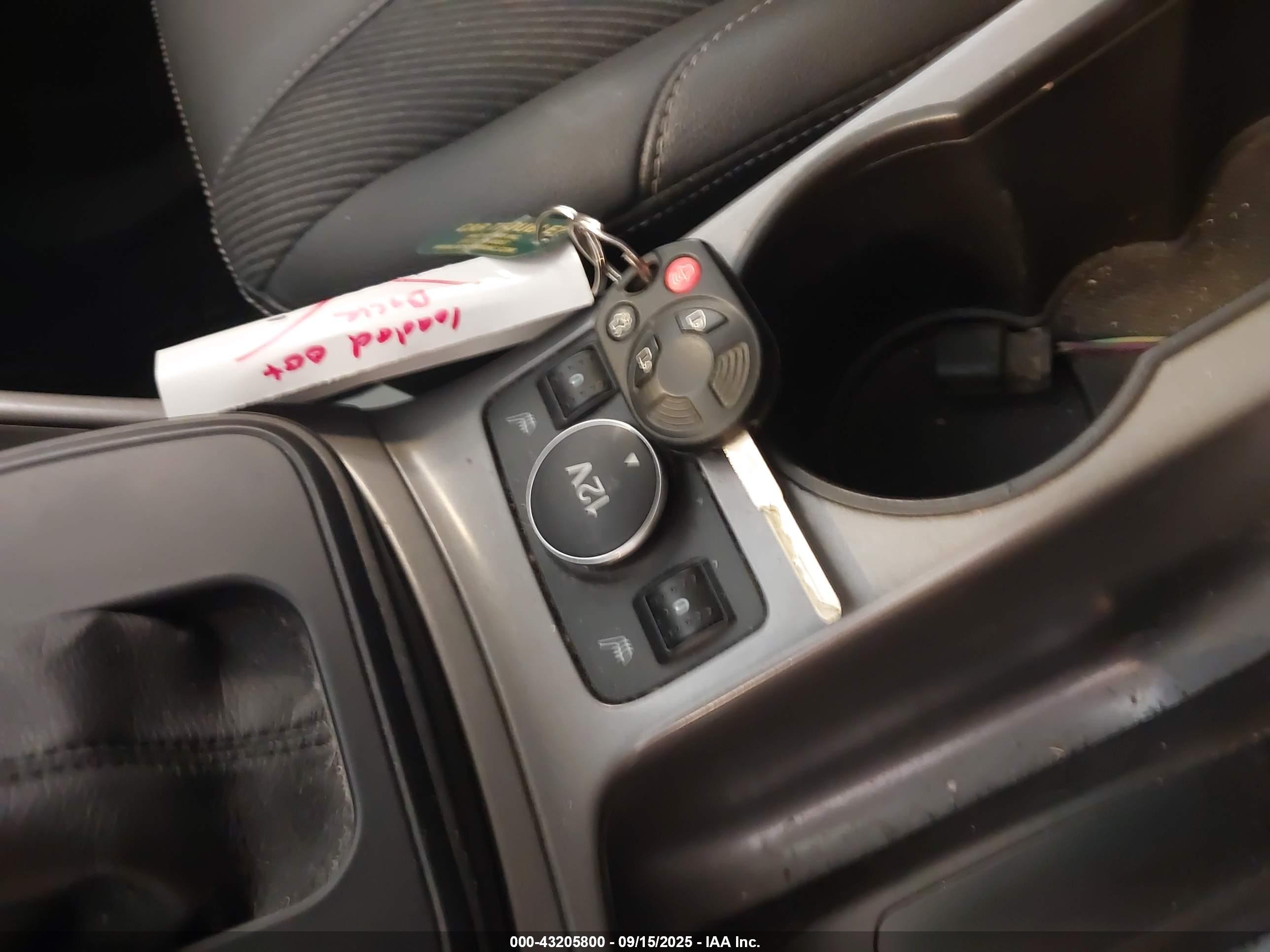 FORD ESCAPE image 11