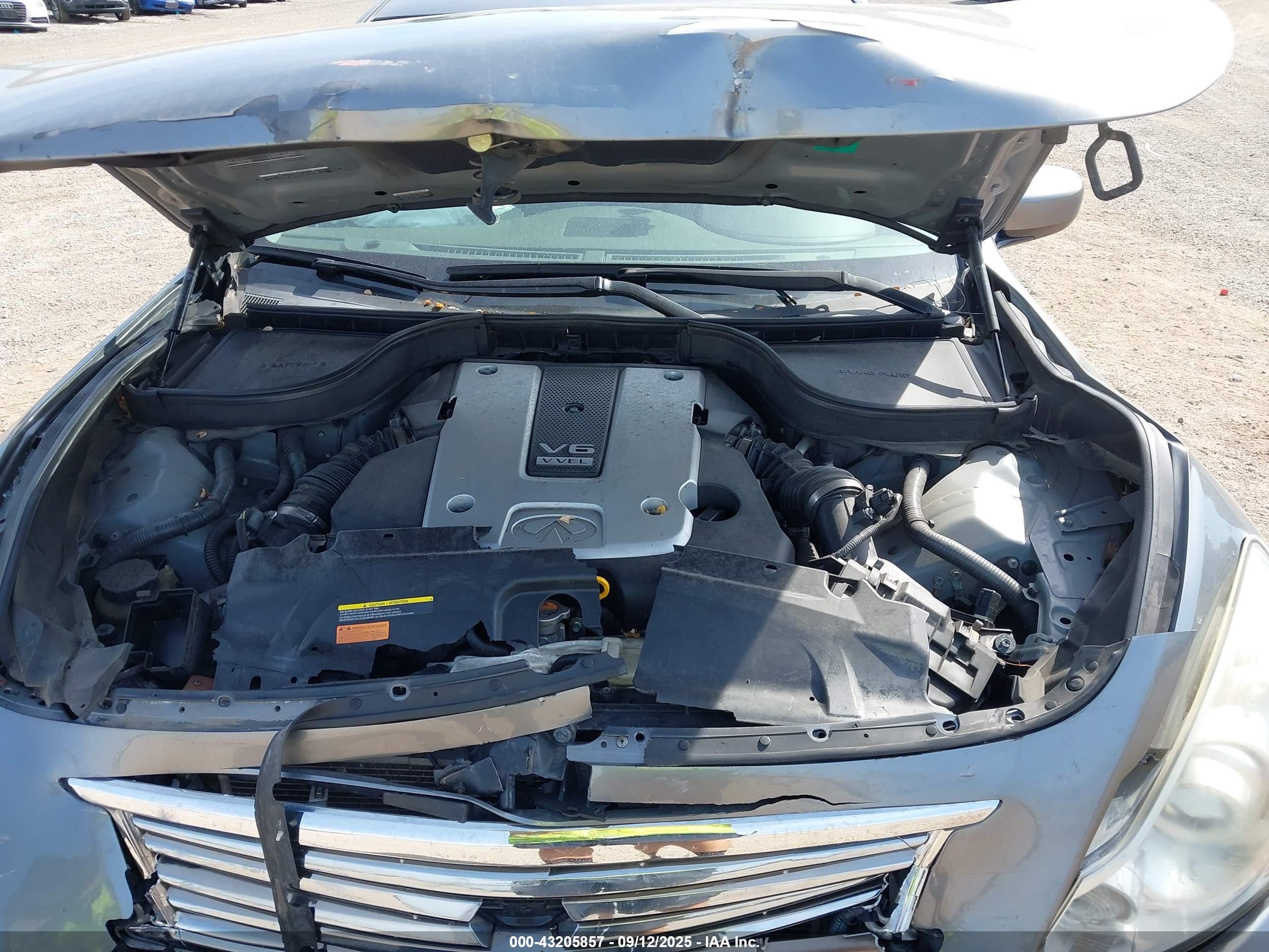 INFINITI G37X image 10