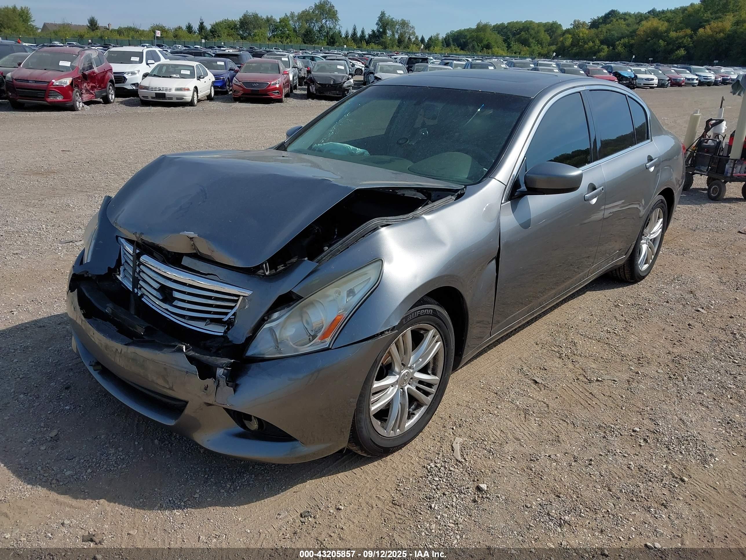 INFINITI G37X image 2
