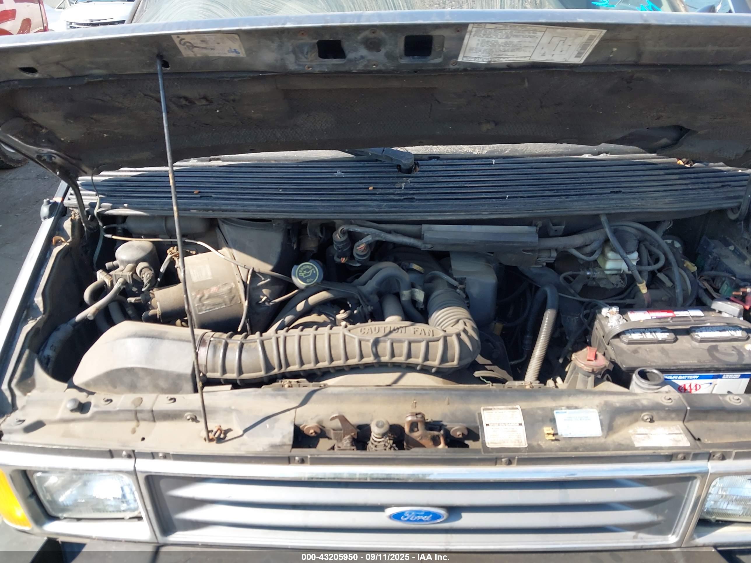 FORD AEROSTAR image 10