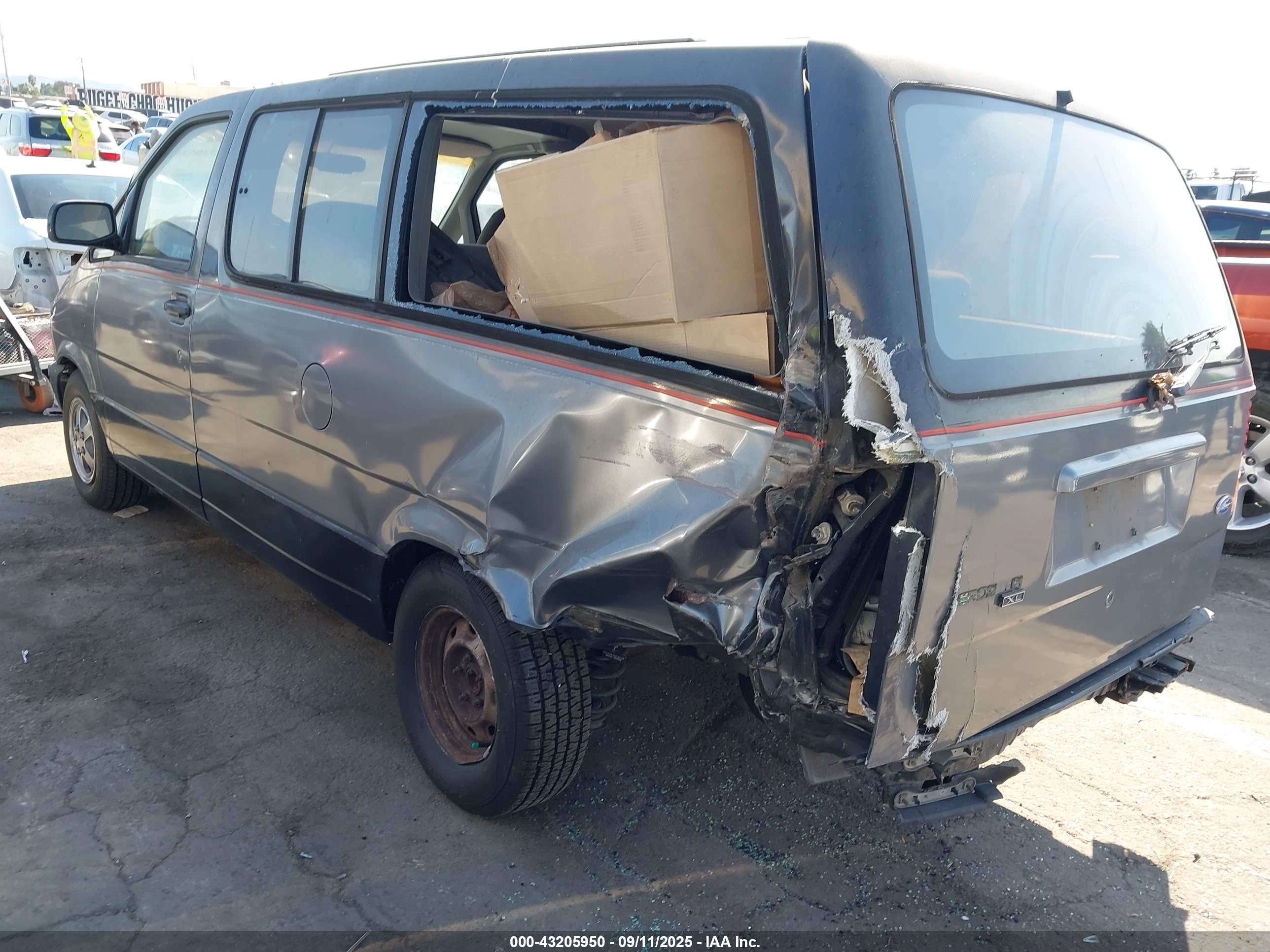 FORD AEROSTAR image 3