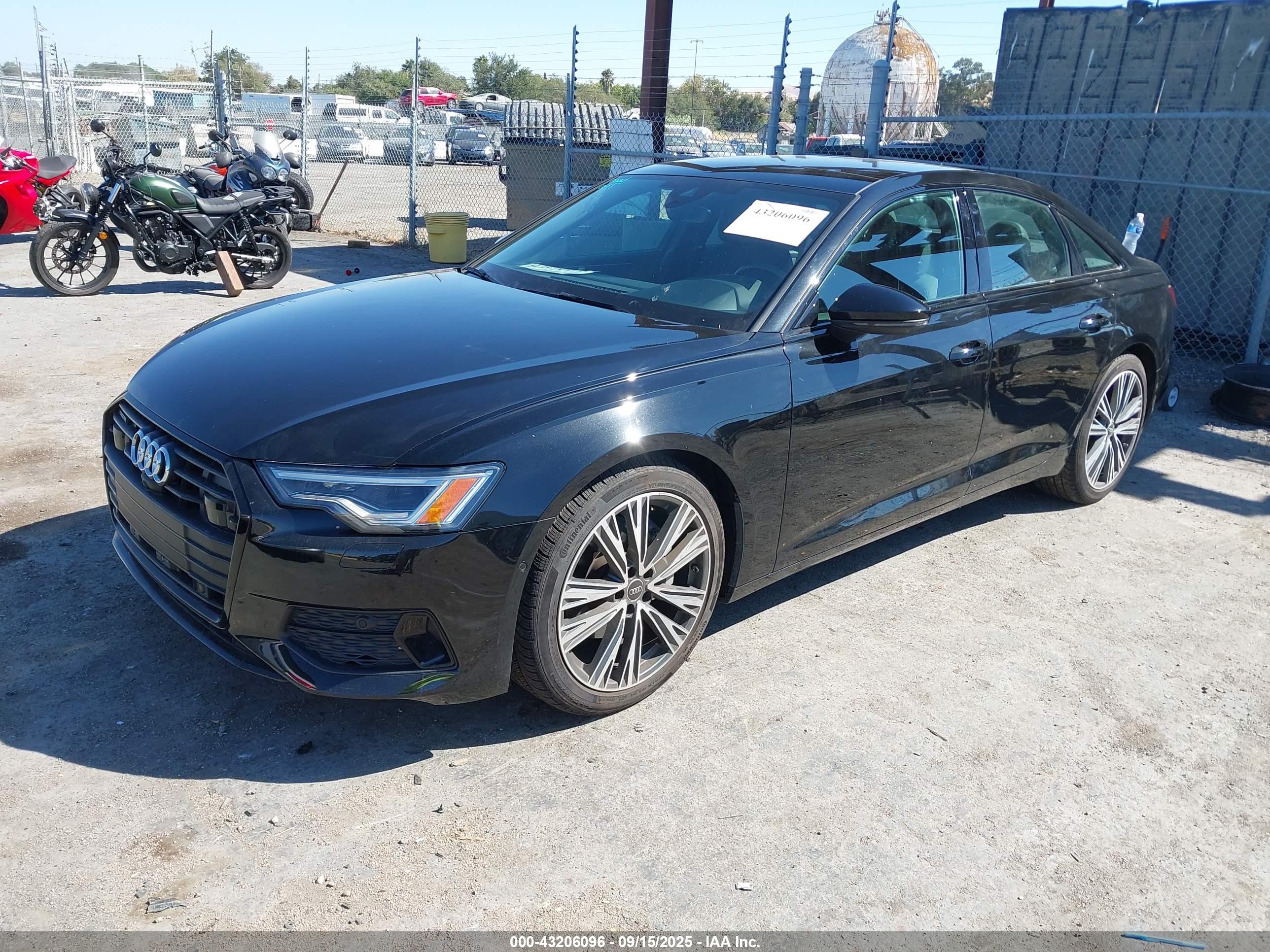 AUDI A6 image 2