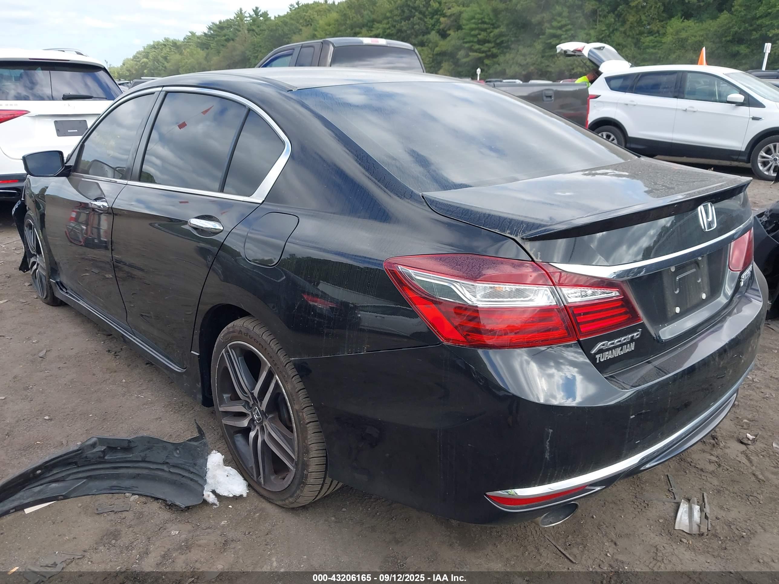 HONDA ACCORD image 3