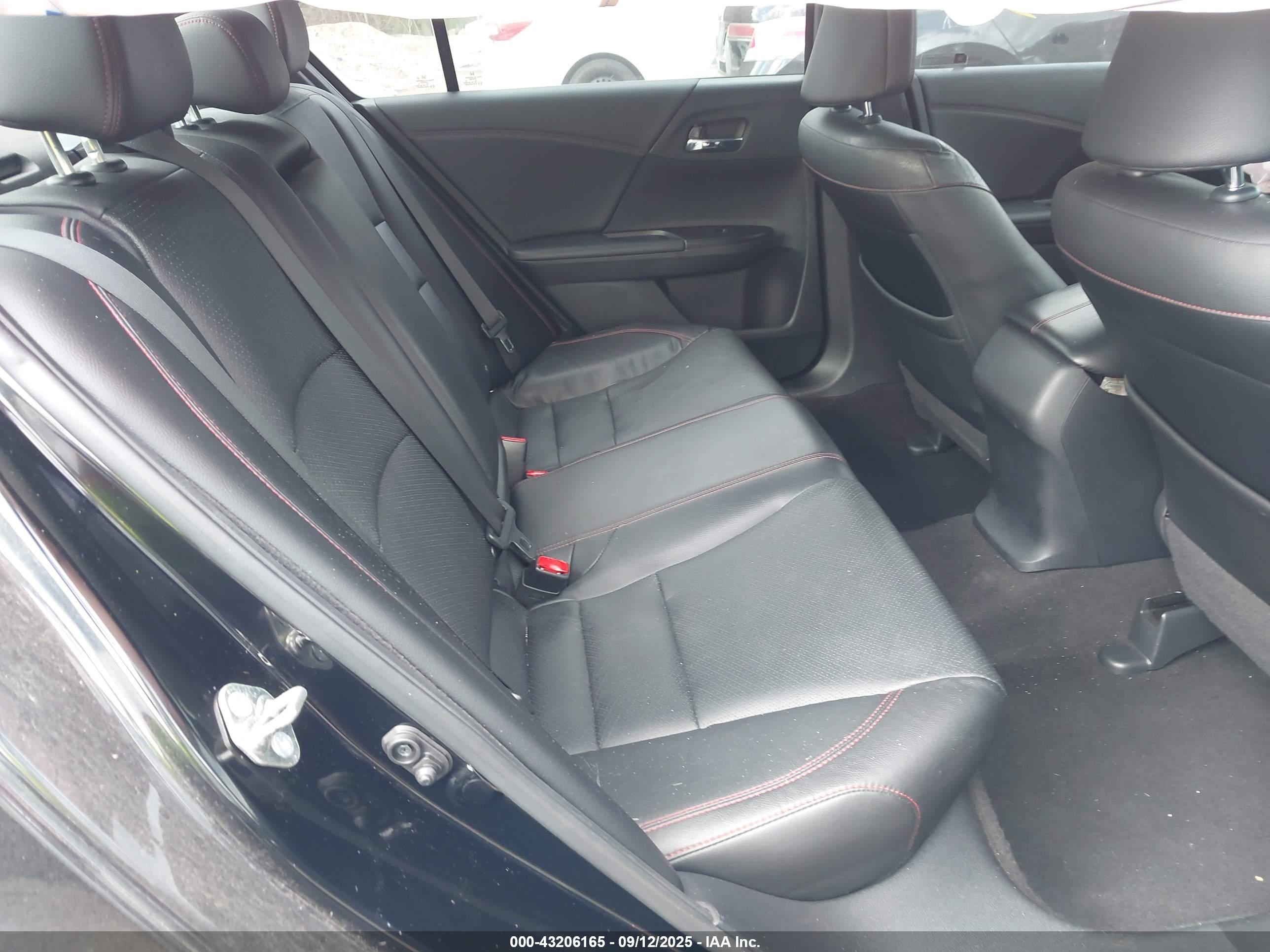 HONDA ACCORD image 8
