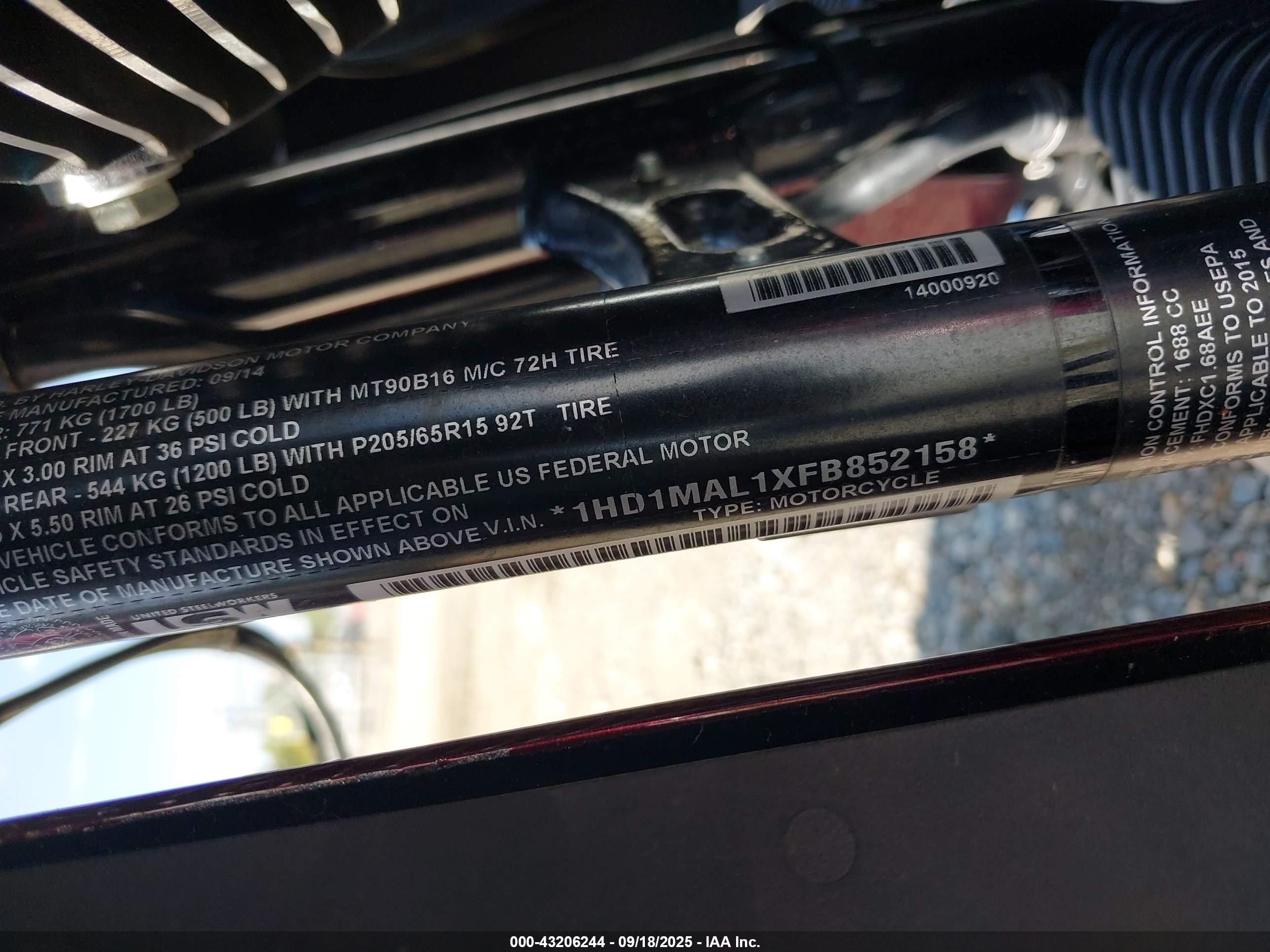 HARLEY-DAVIDSON FLHTCUTG image 10