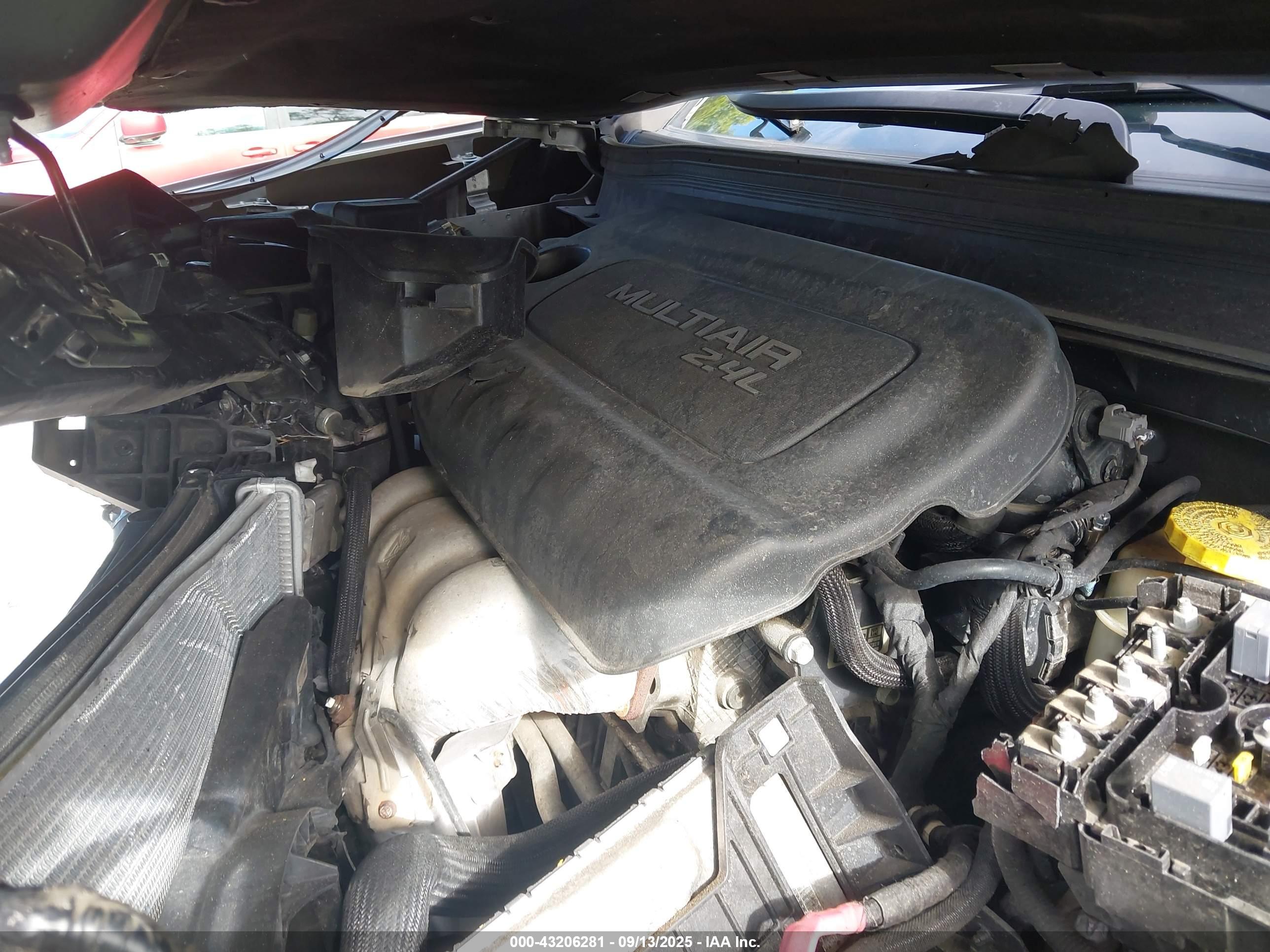 JEEP CHEROKEE image 10