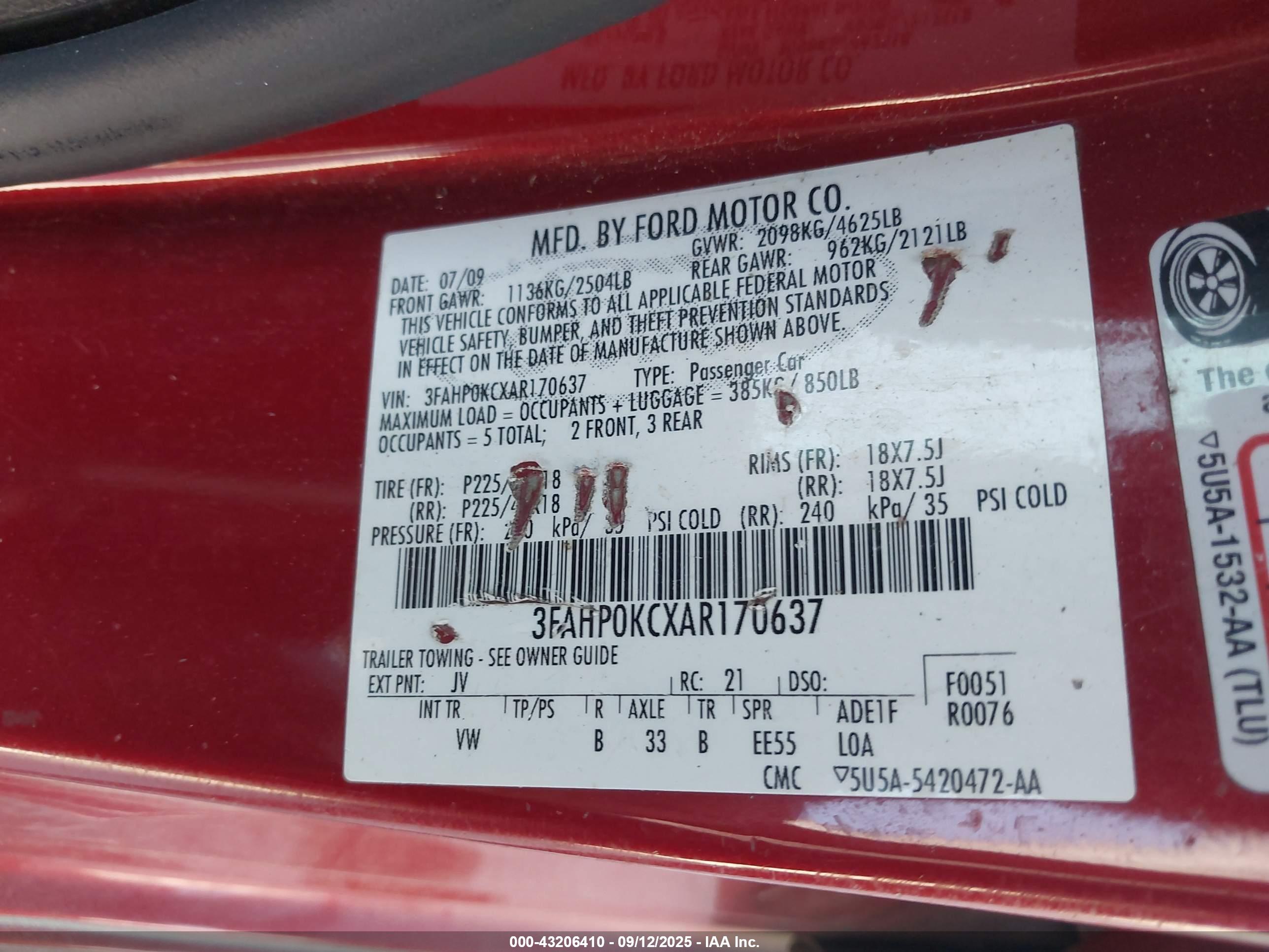 FORD FUSION image 9