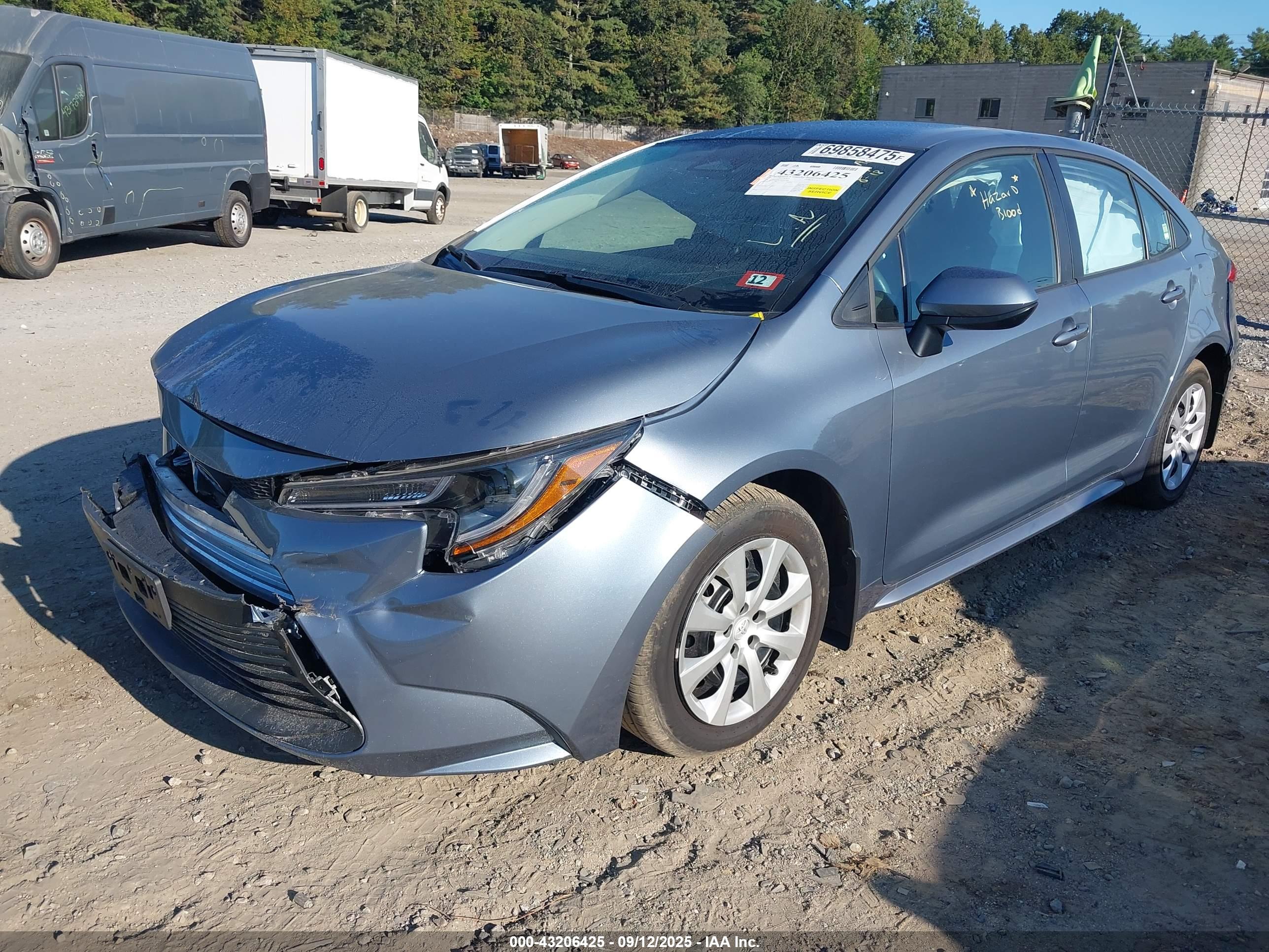 TOYOTA COROLLA image 2