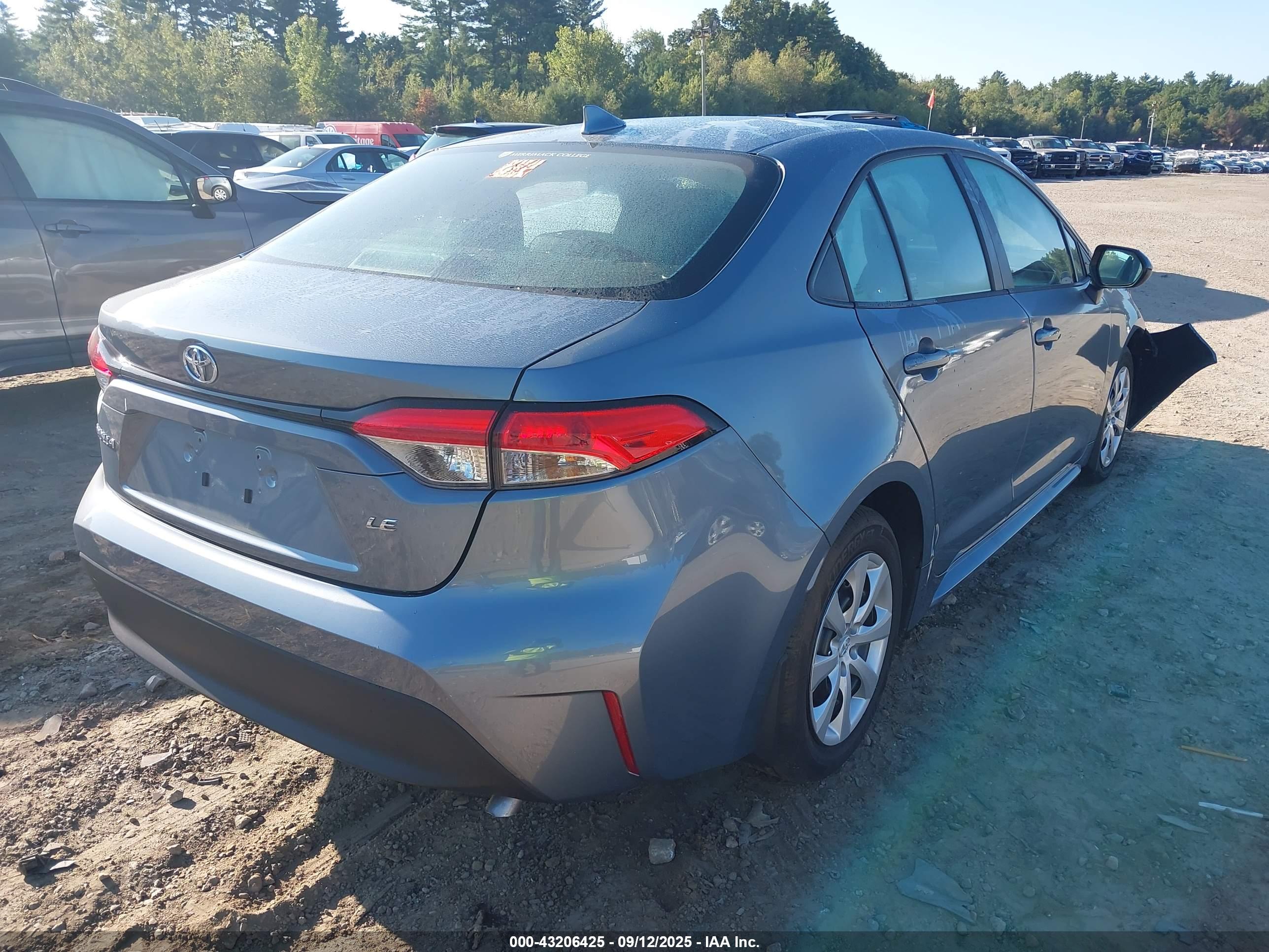 TOYOTA COROLLA image 4