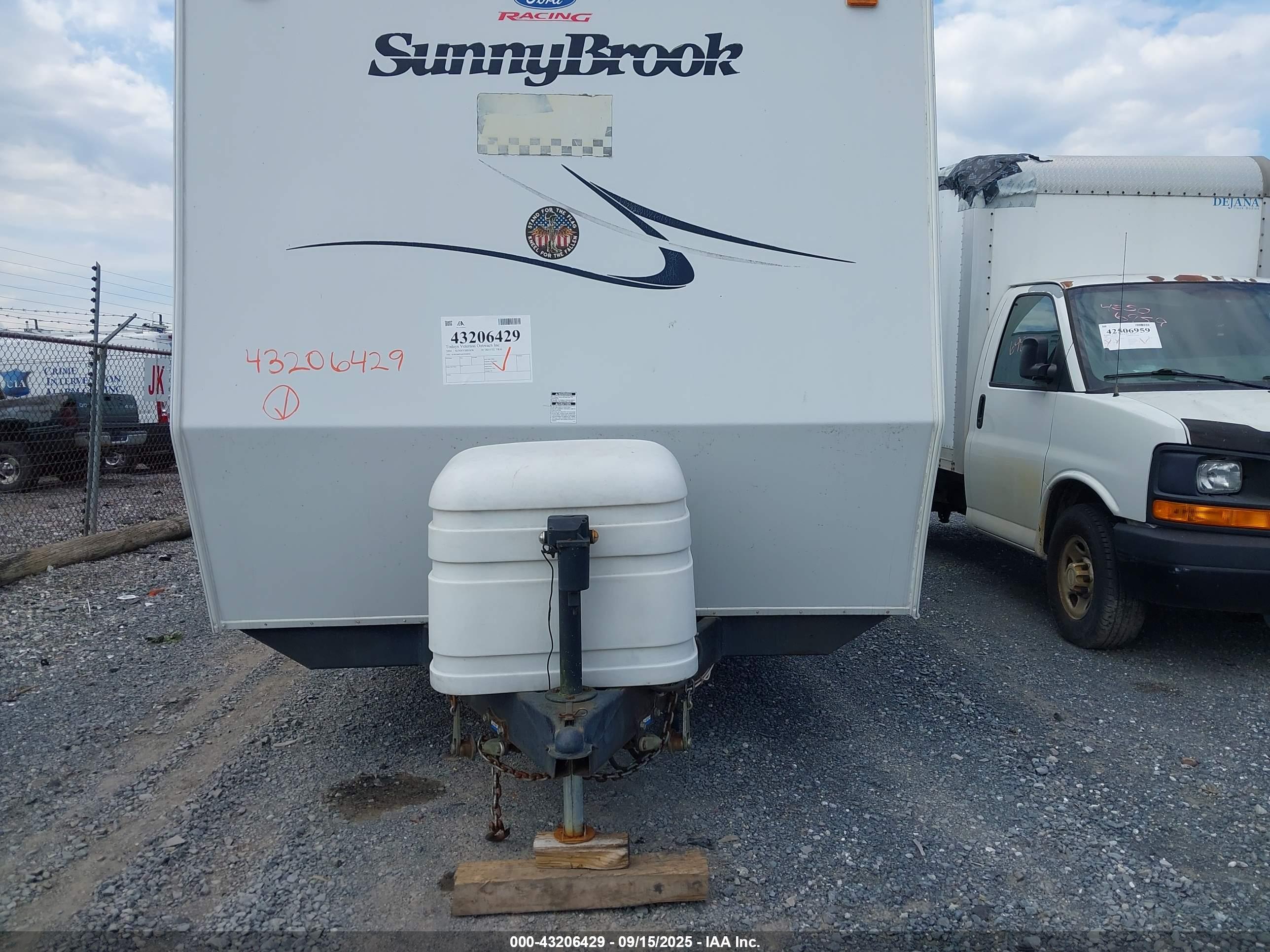 SUNNYBROOK 30 image 6