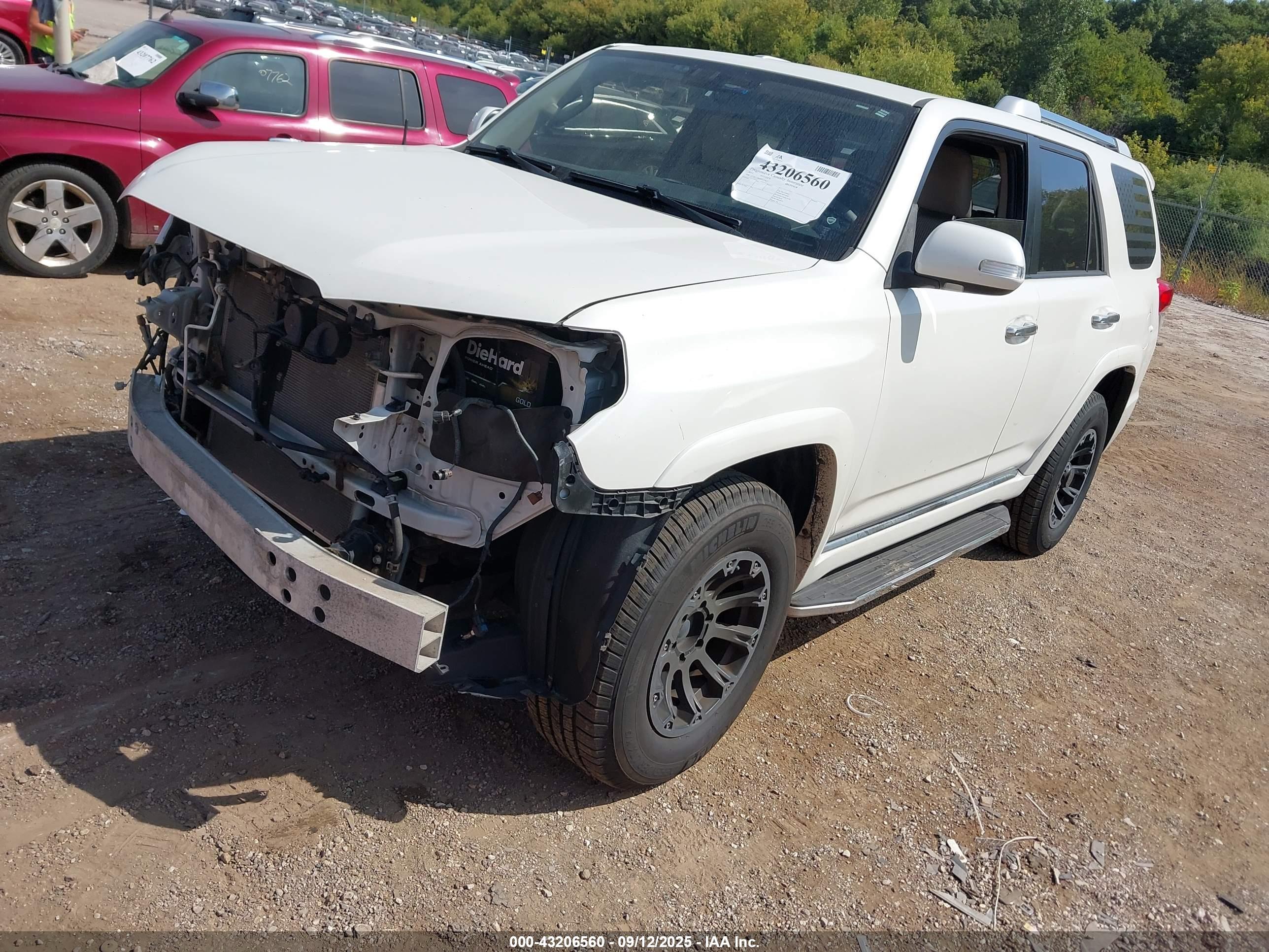 TOYOTA 4RUNNER image 2