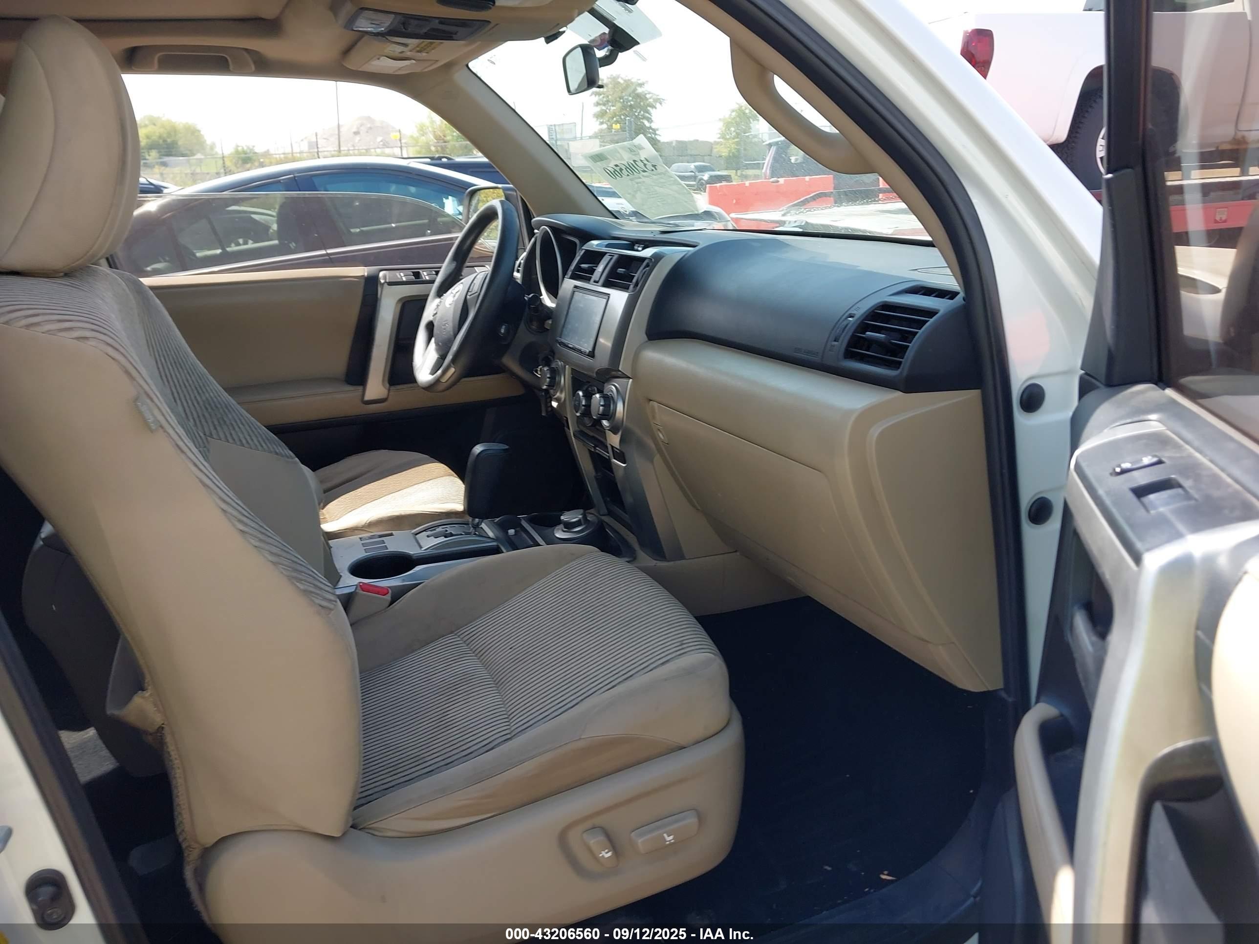 TOYOTA 4RUNNER image 5