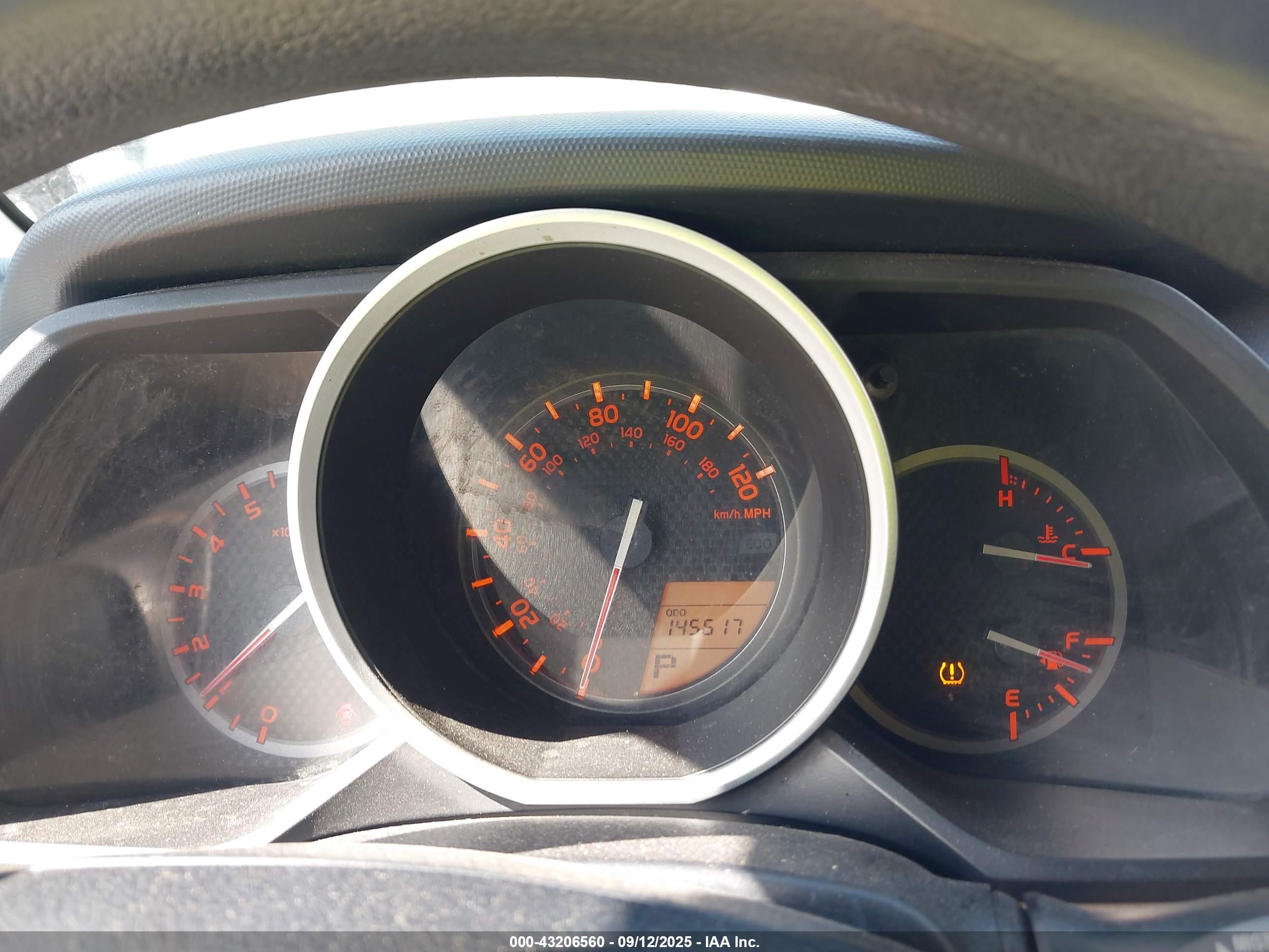 TOYOTA 4RUNNER image 7
