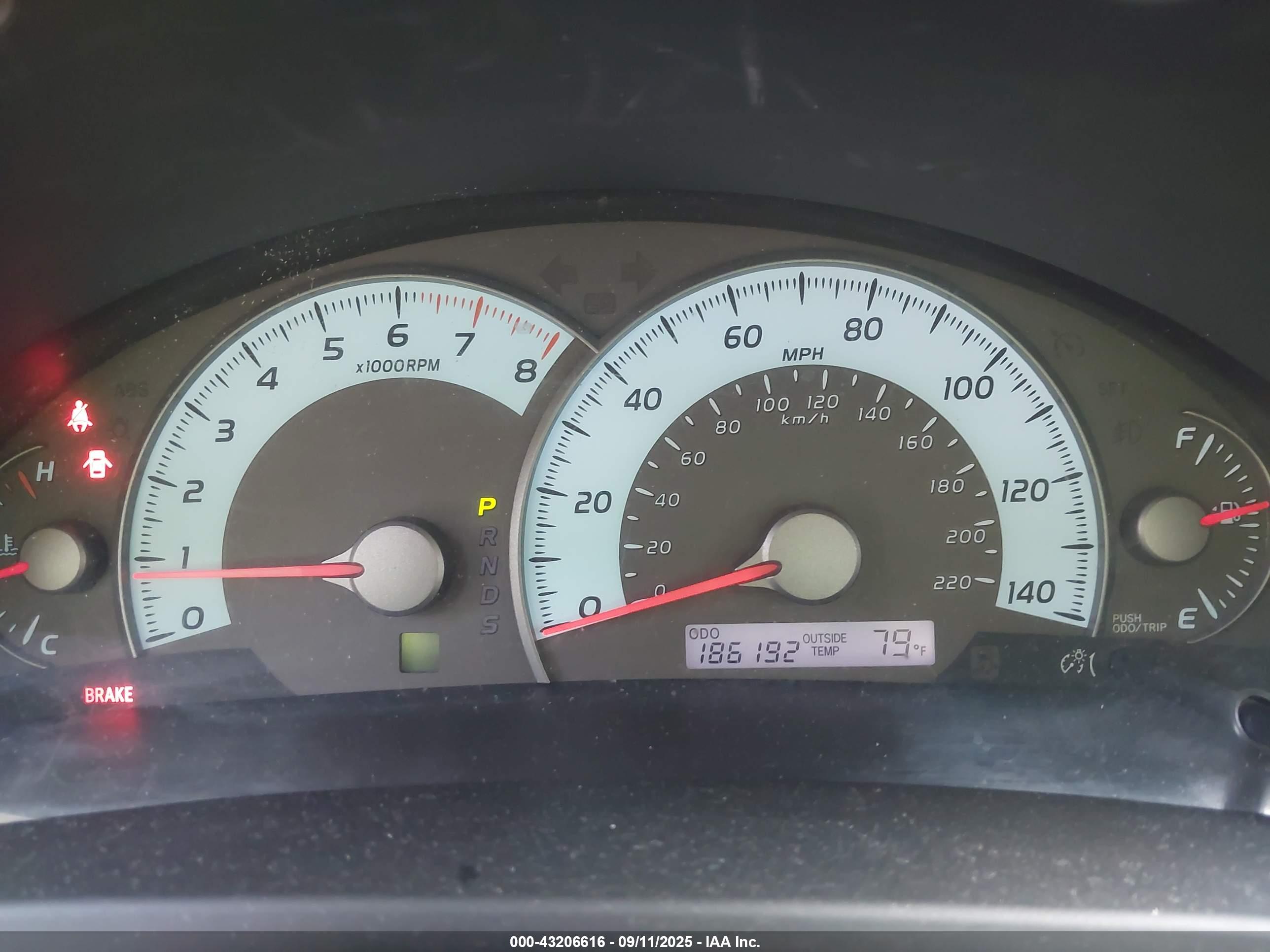 TOYOTA CAMRY image 7