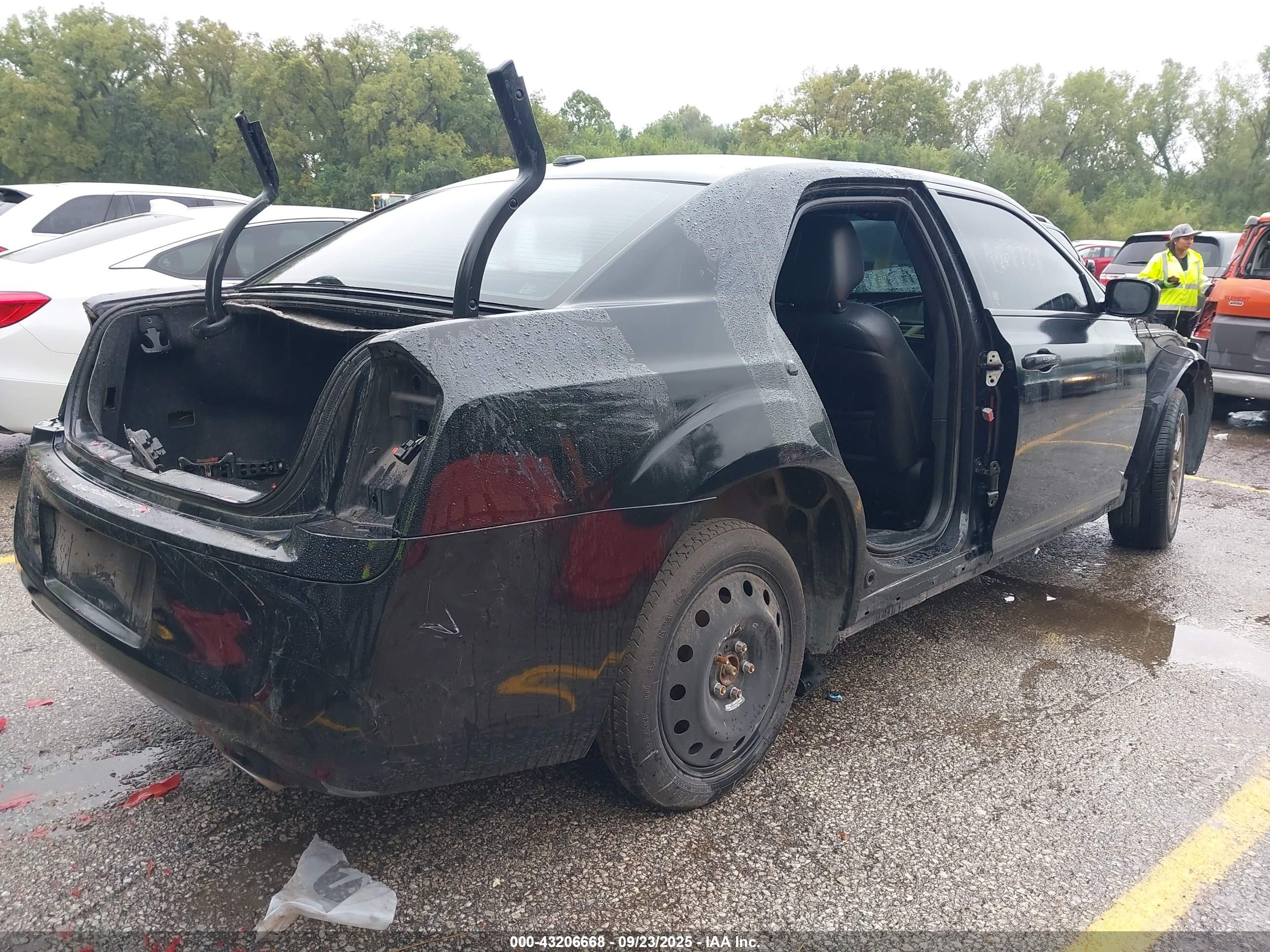 CHRYSLER 300C image 4