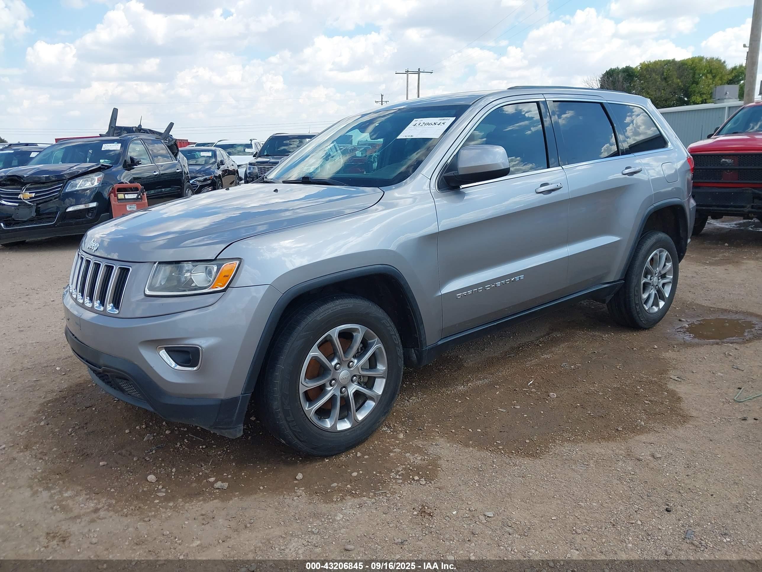 JEEP GRAND image 2
