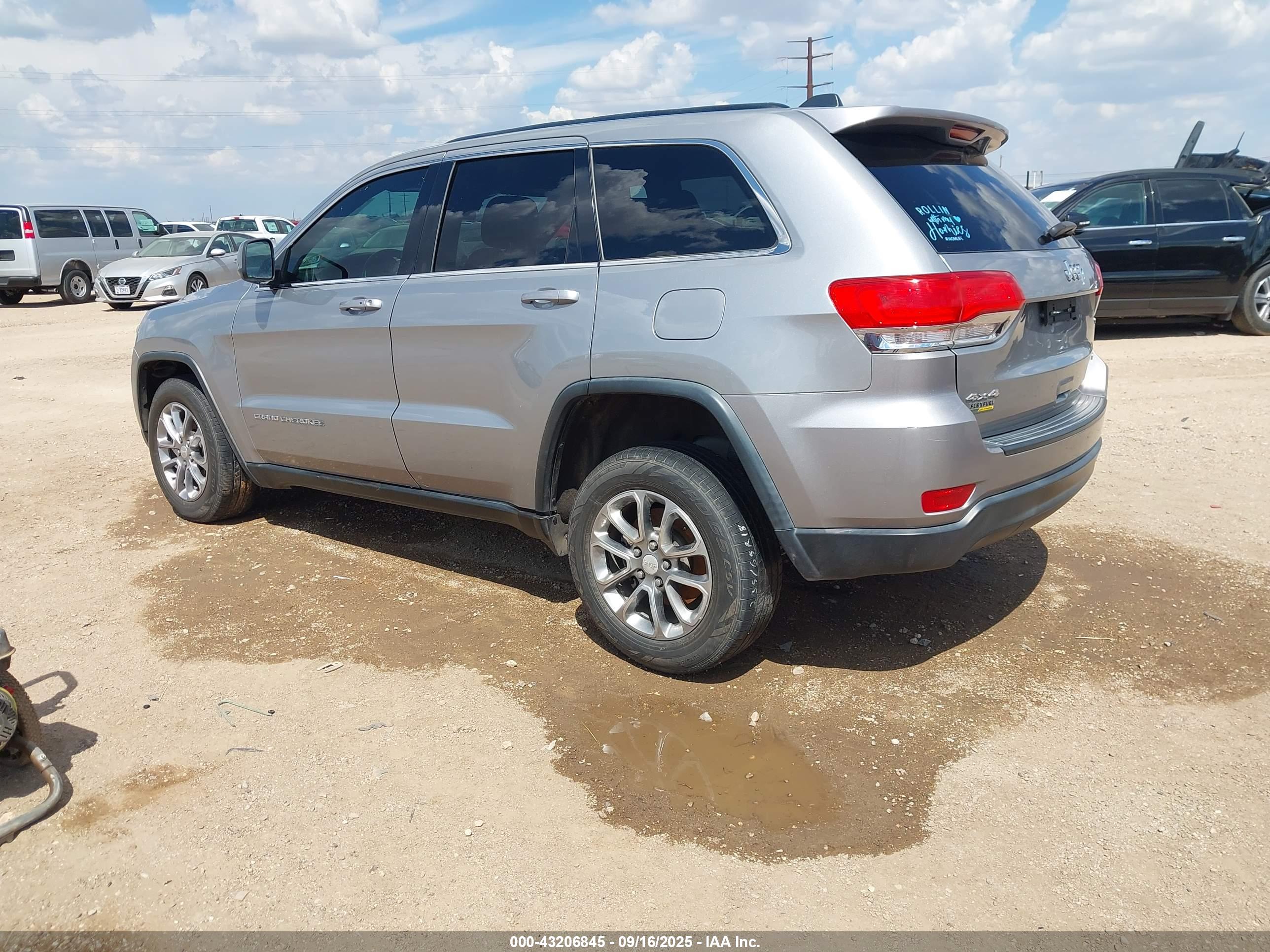 JEEP GRAND image 3