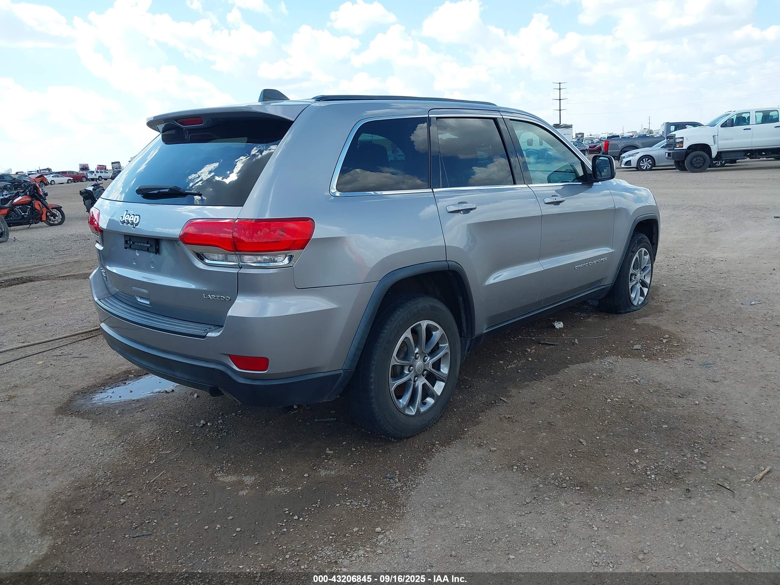 JEEP GRAND image 4