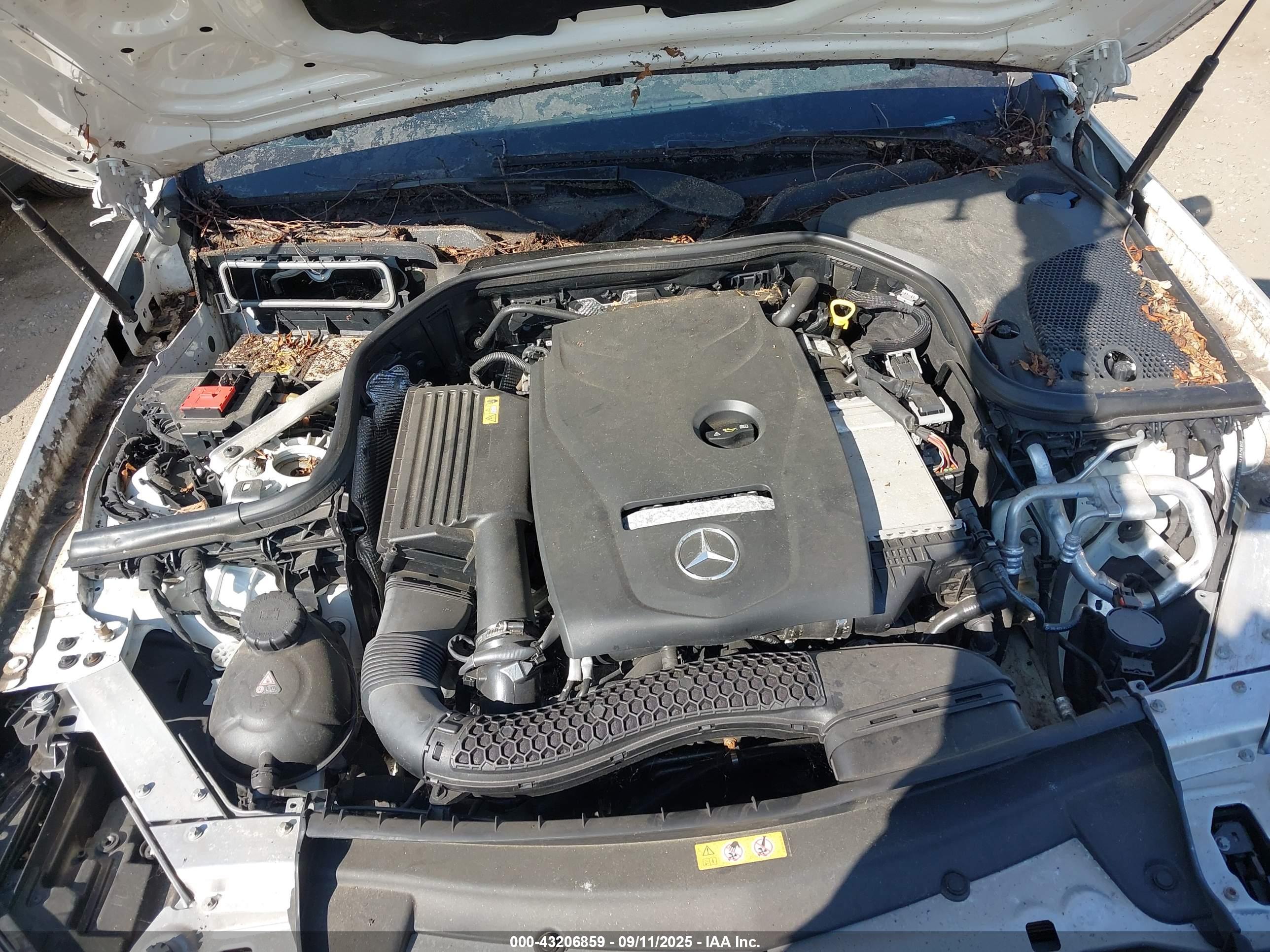 MERCEDES-BENZ E image 10