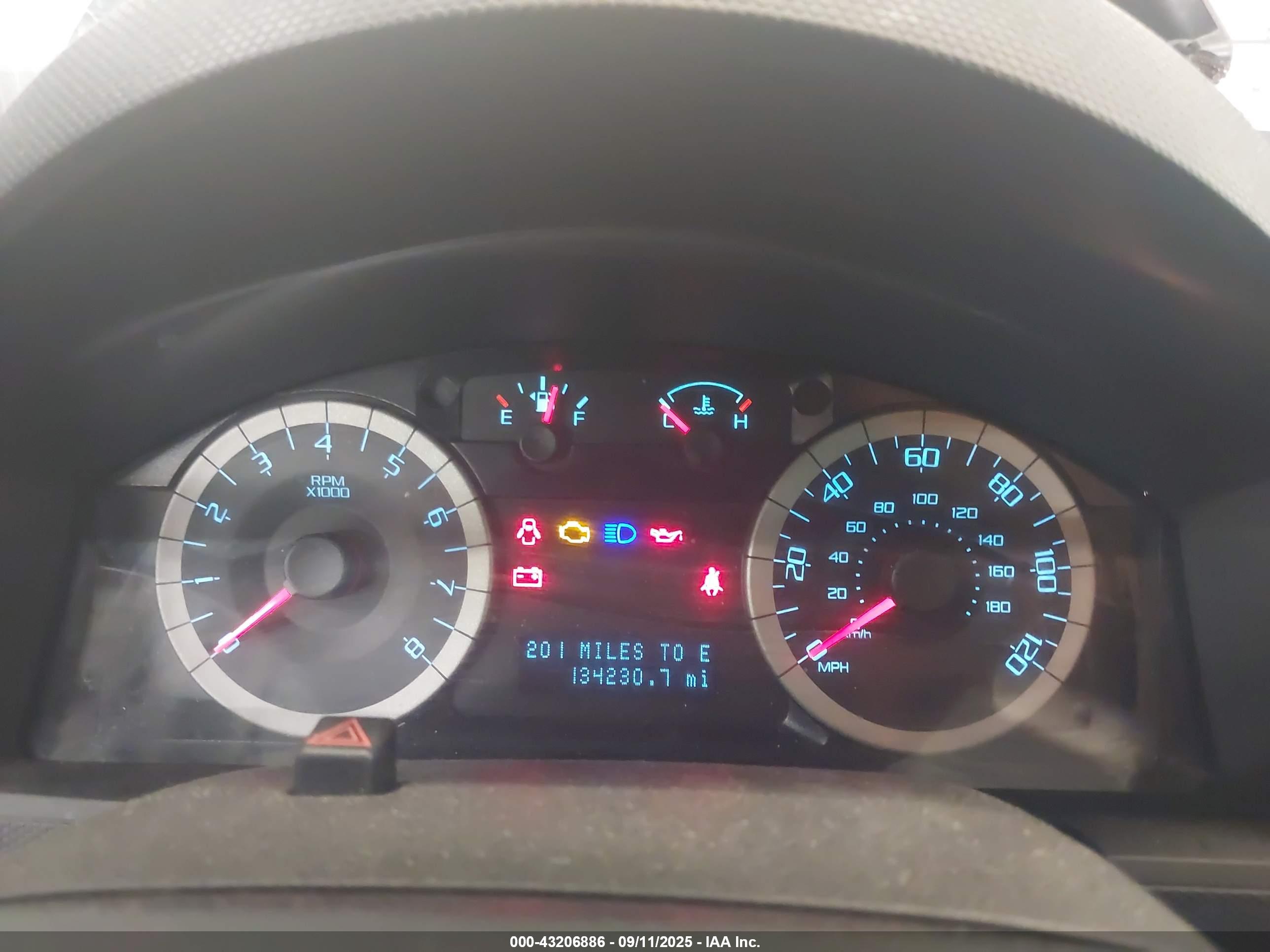 FORD ESCAPE image 7