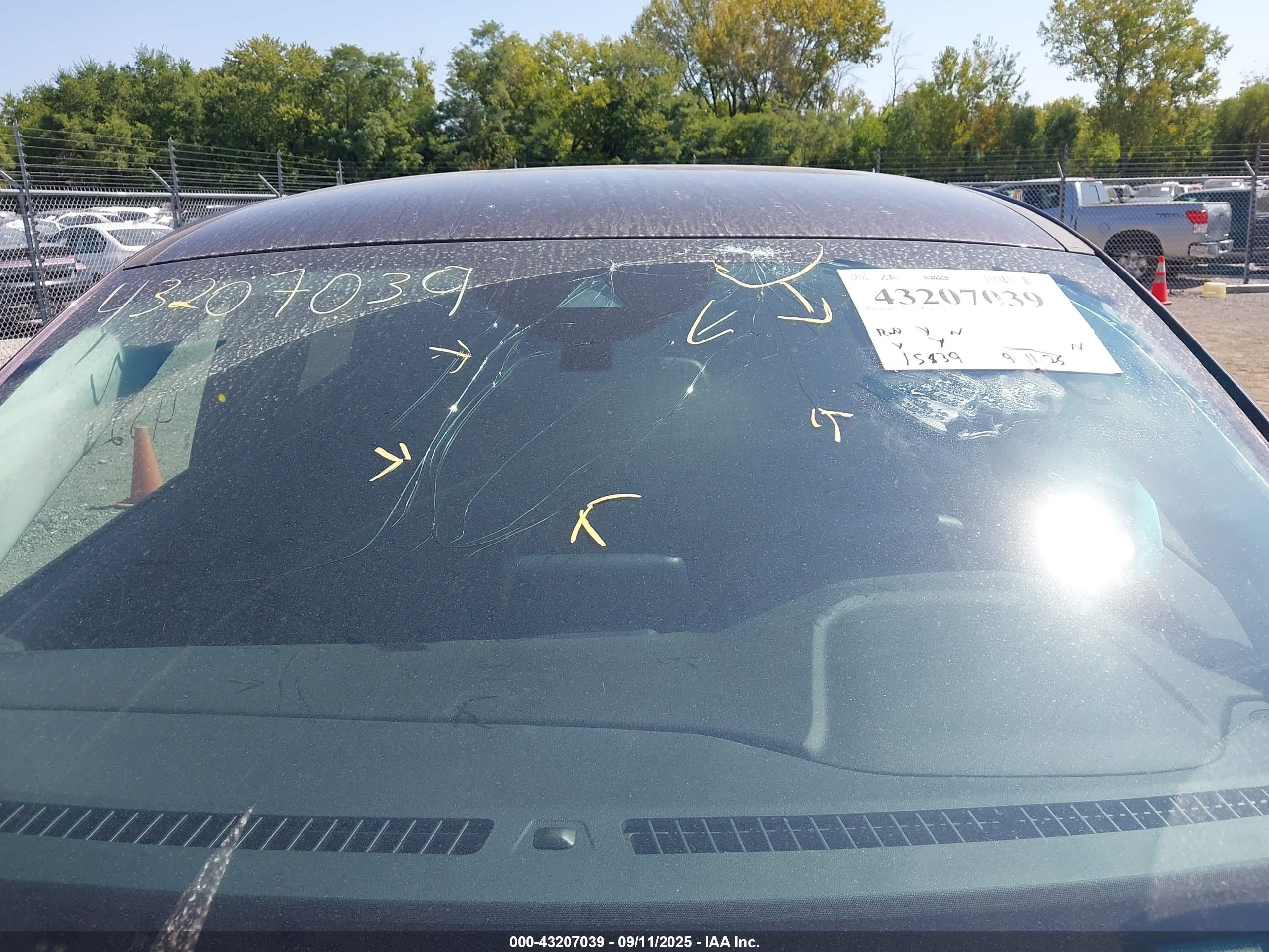 FORD ESCAPE image 6