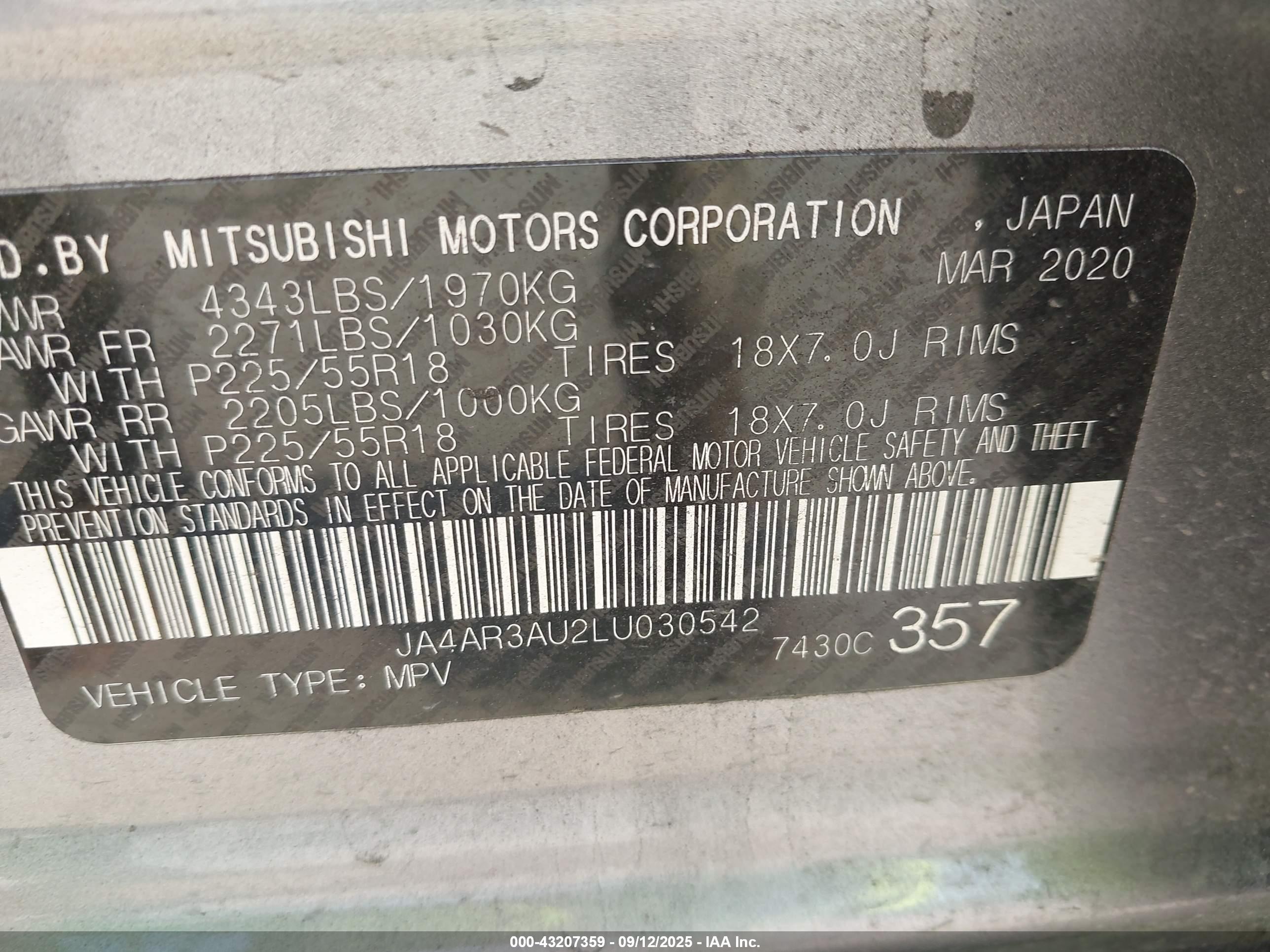 MITSUBISHI OUTLANDER image 9