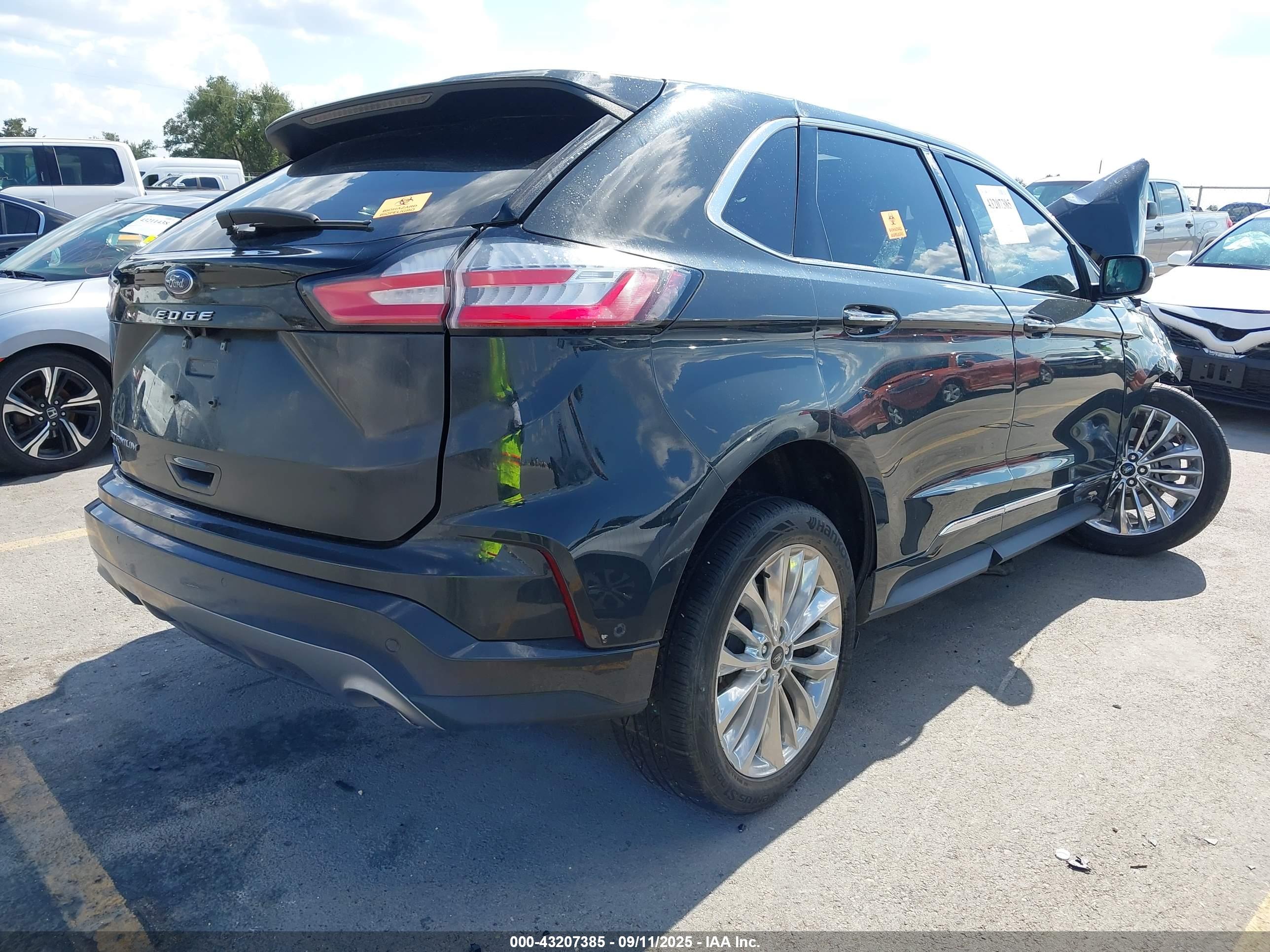FORD EDGE image 4