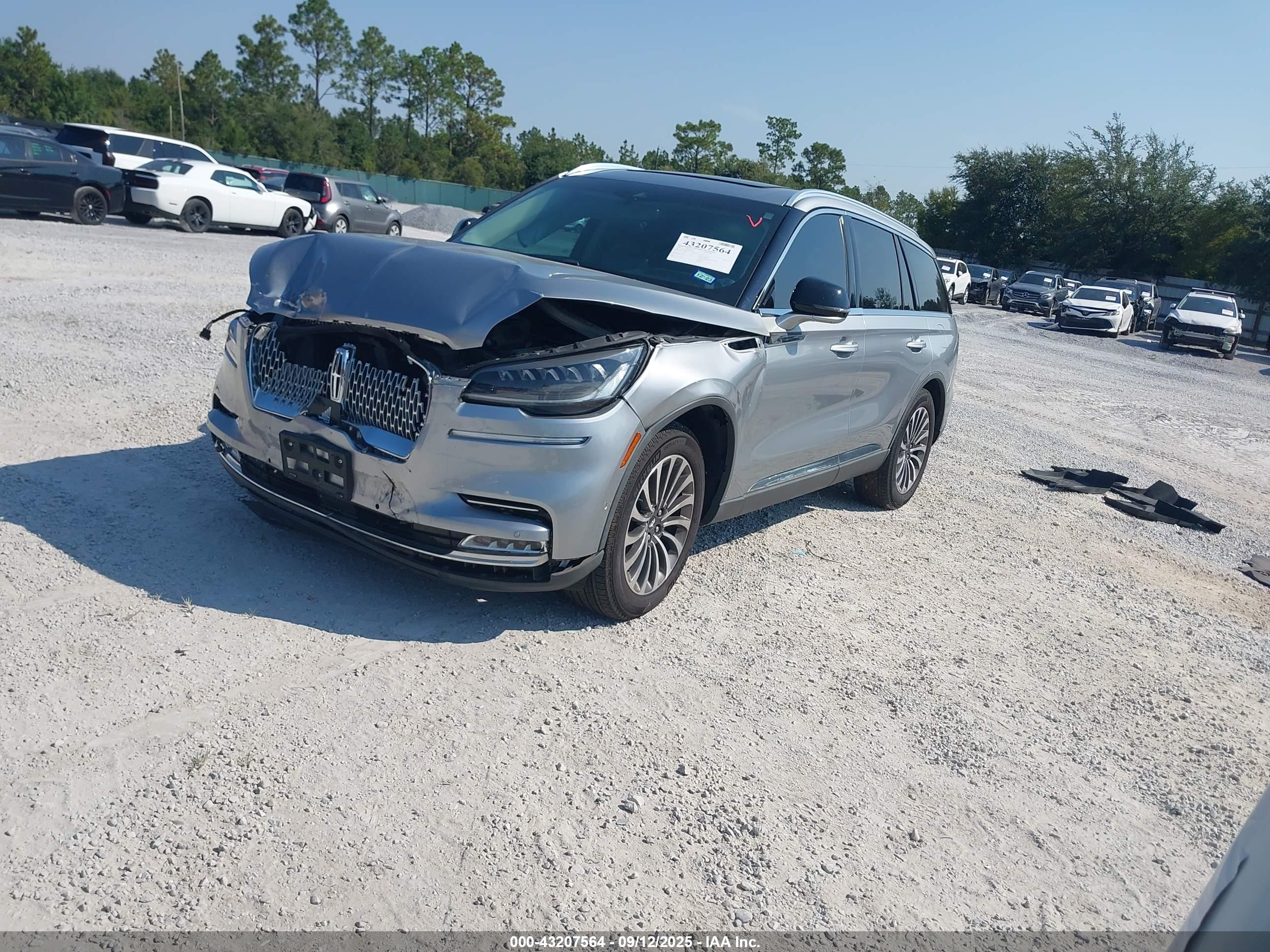 LINCOLN AVIATOR image 2