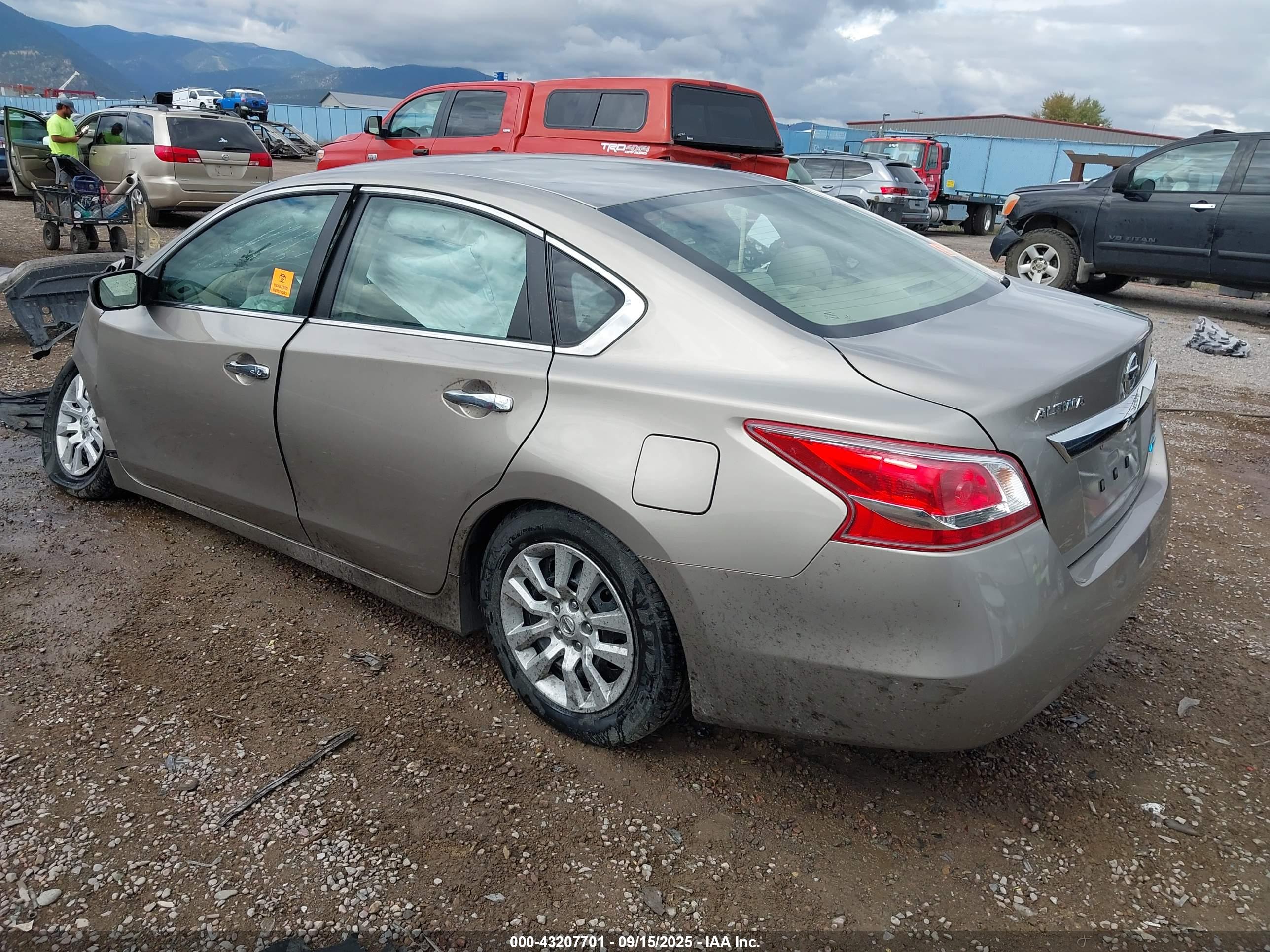 NISSAN ALTIMA image 3