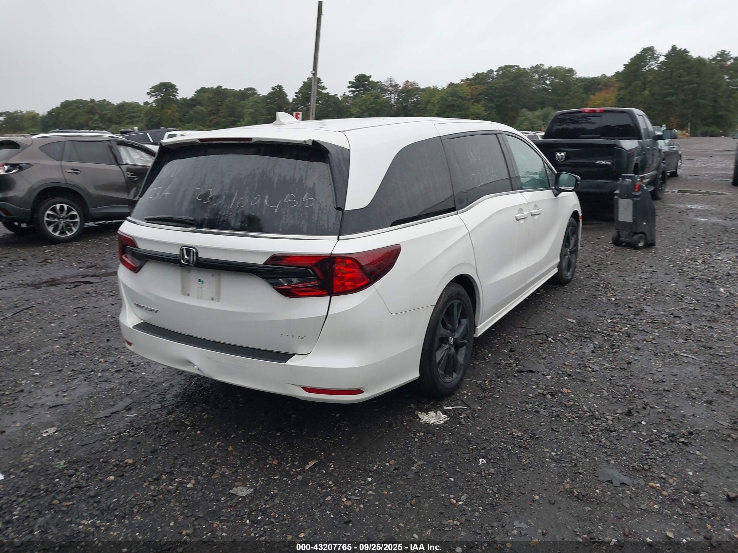 HONDA ODYSSEY image 4