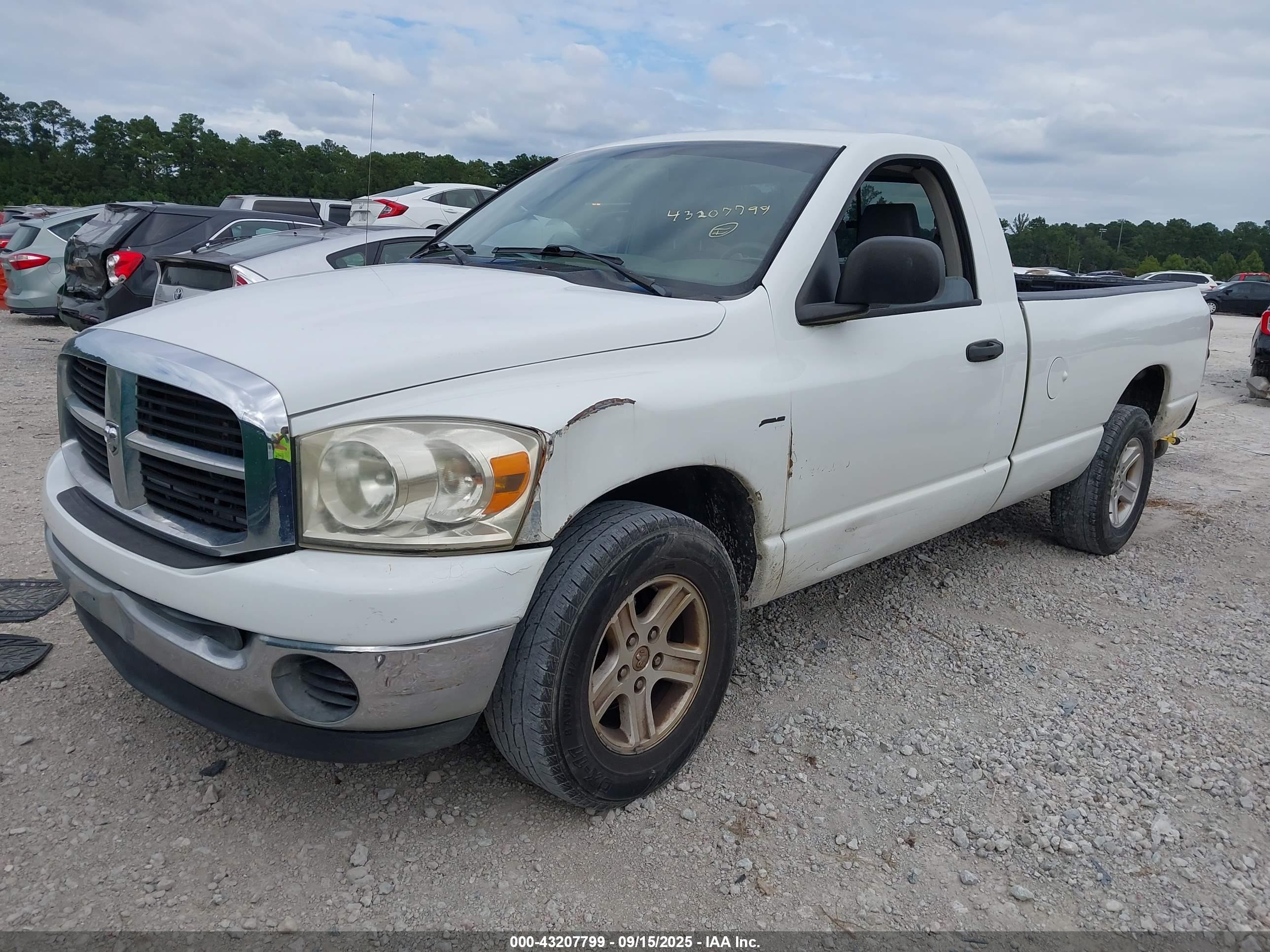 DODGE RAM image 2