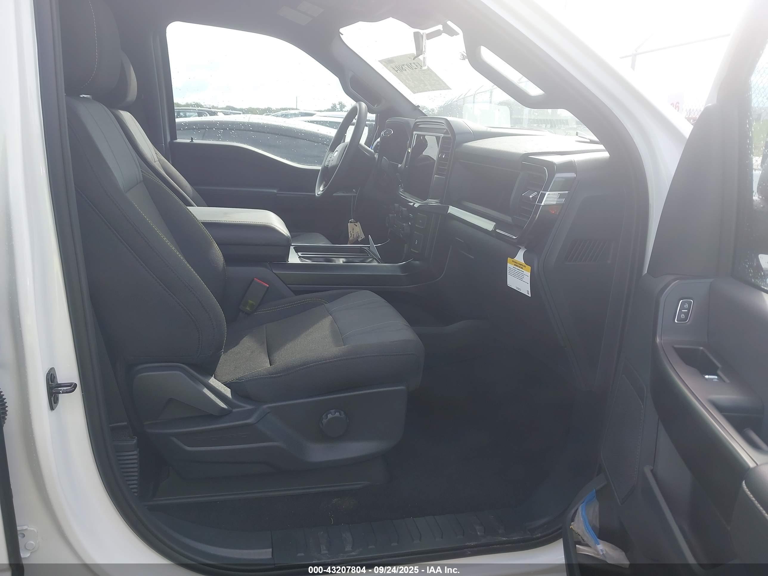 FORD F-150 image 5