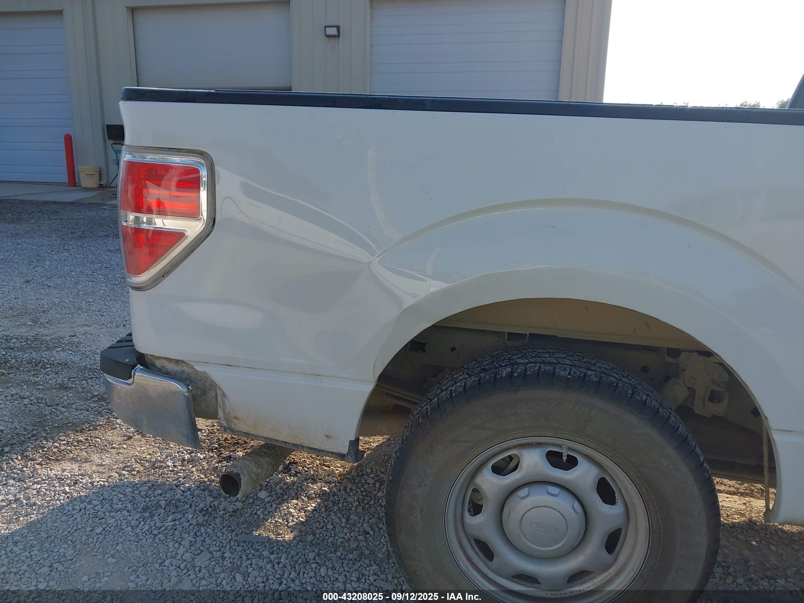 FORD F-150 image 6