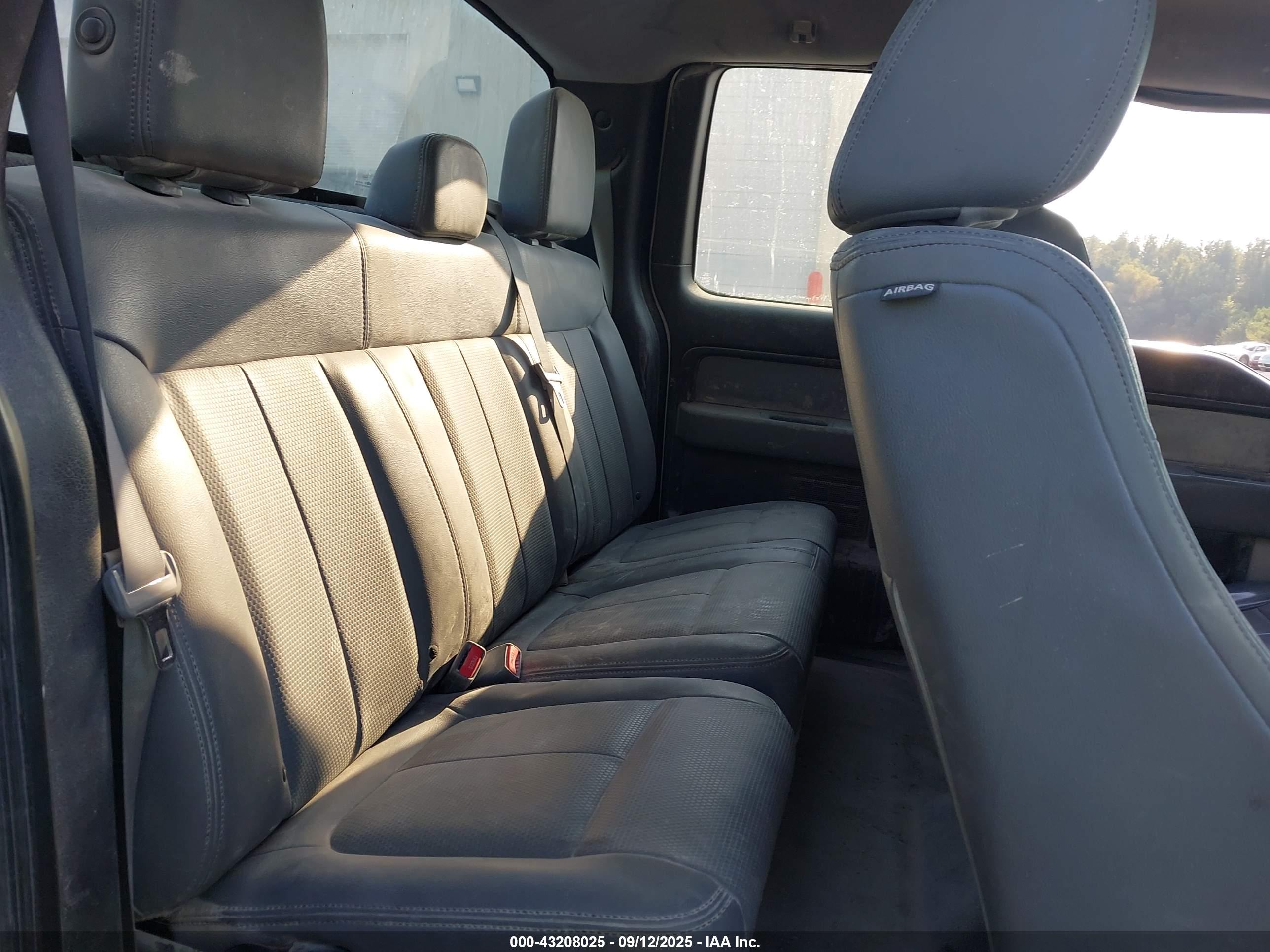 FORD F-150 image 8