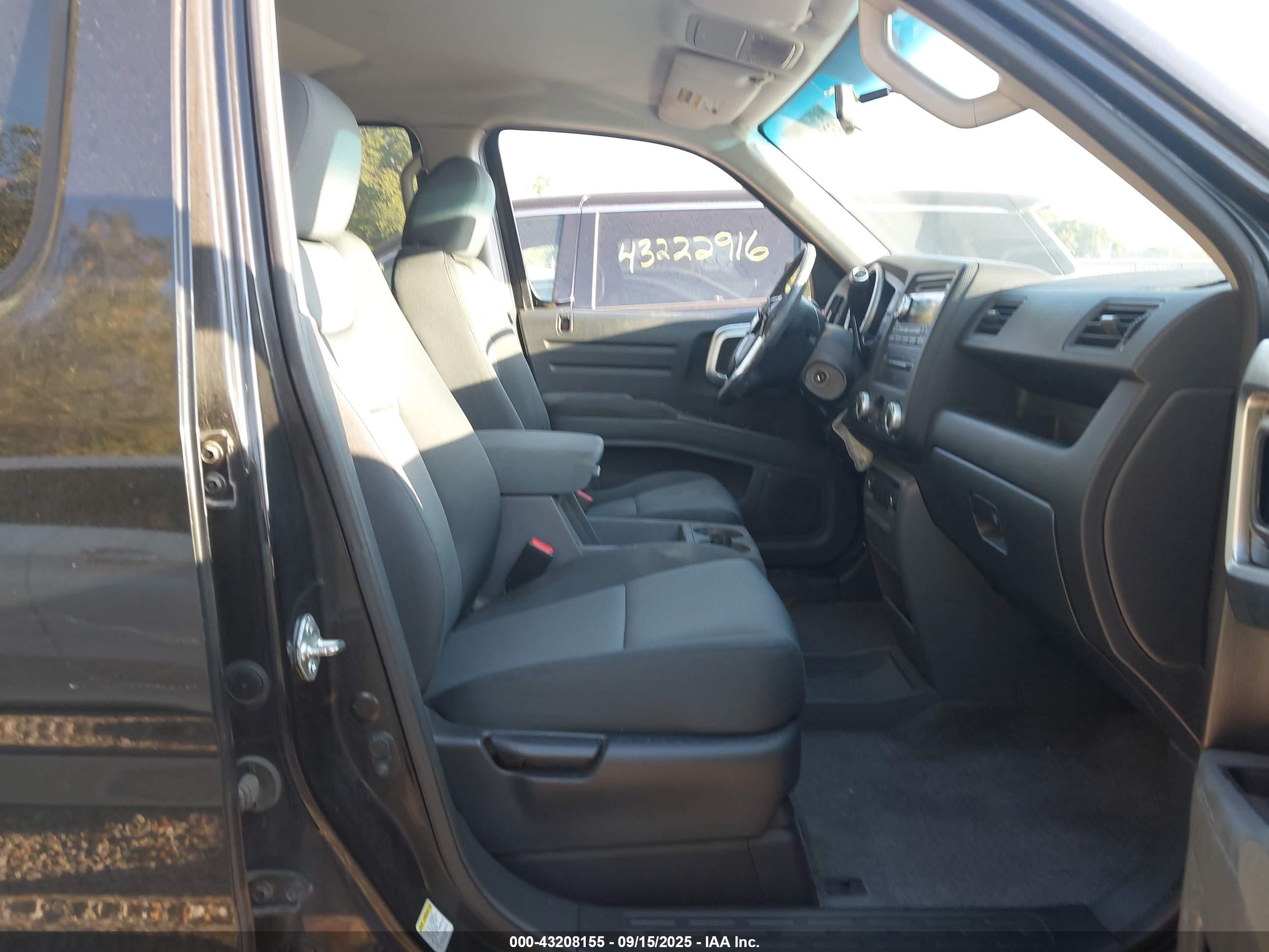 HONDA RIDGELINE image 5