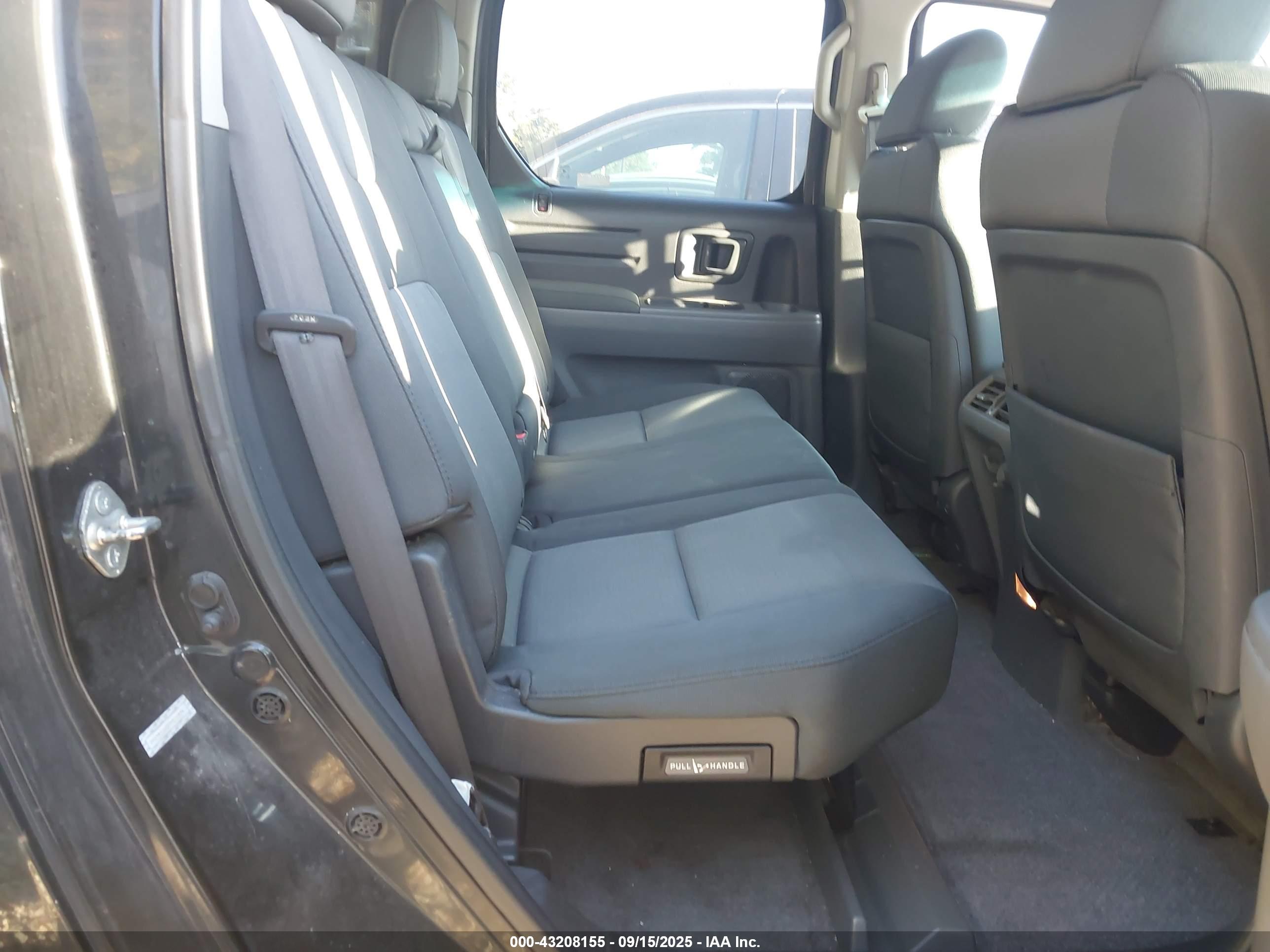 HONDA RIDGELINE image 8